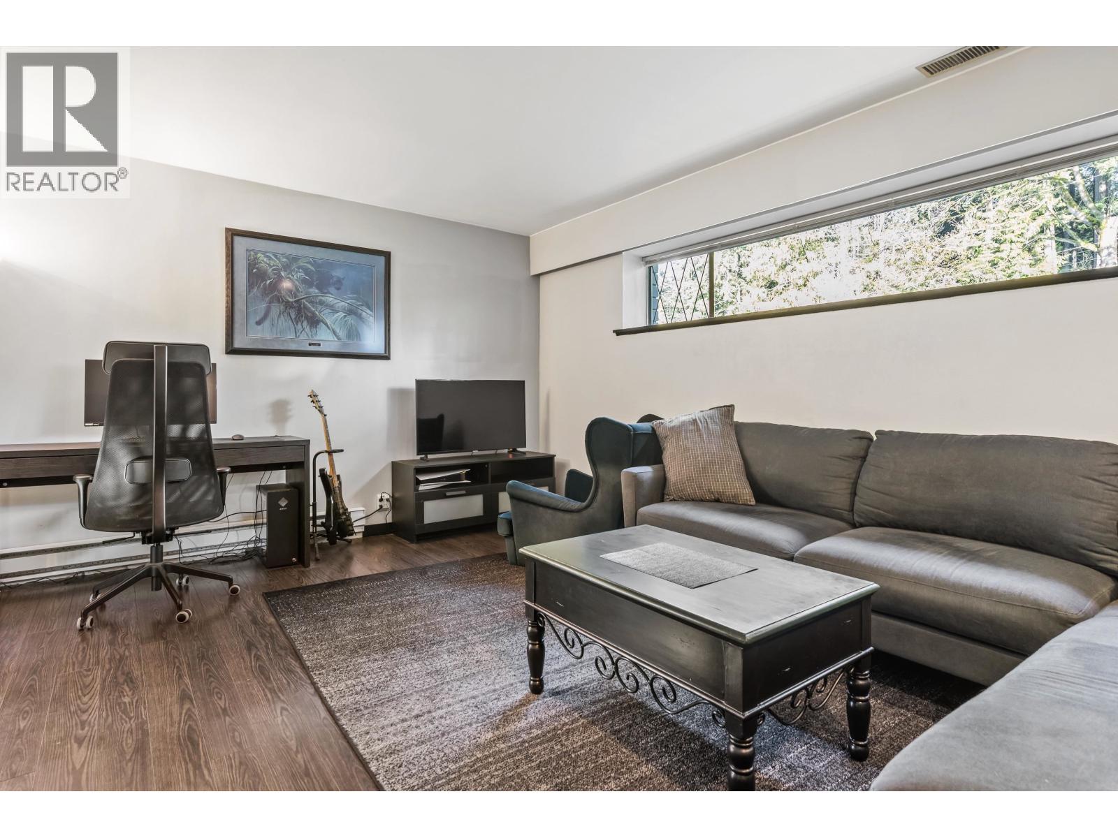 2560 Haversley Avenue, Coquitlam, British Columbia  V3J 1W5 - Photo 32 - R3089767