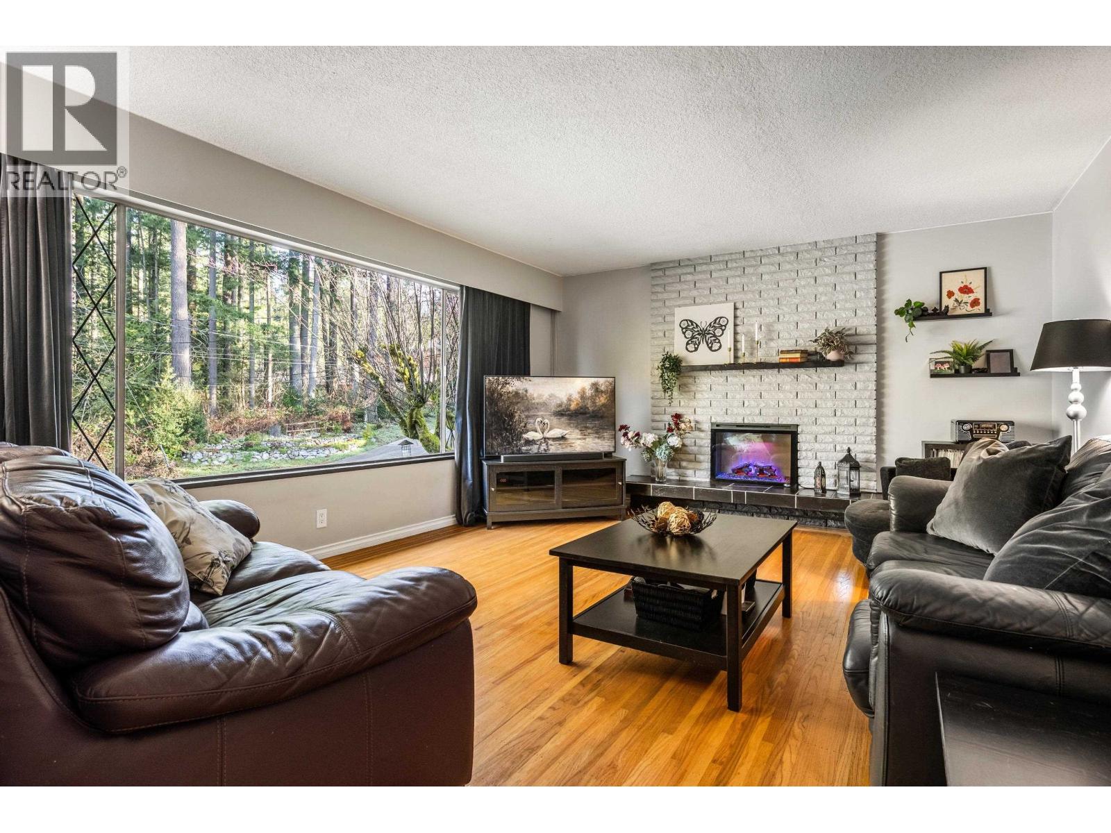 2560 Haversley Avenue, Coquitlam, British Columbia  V3J 1W5 - Photo 6 - R3089767
