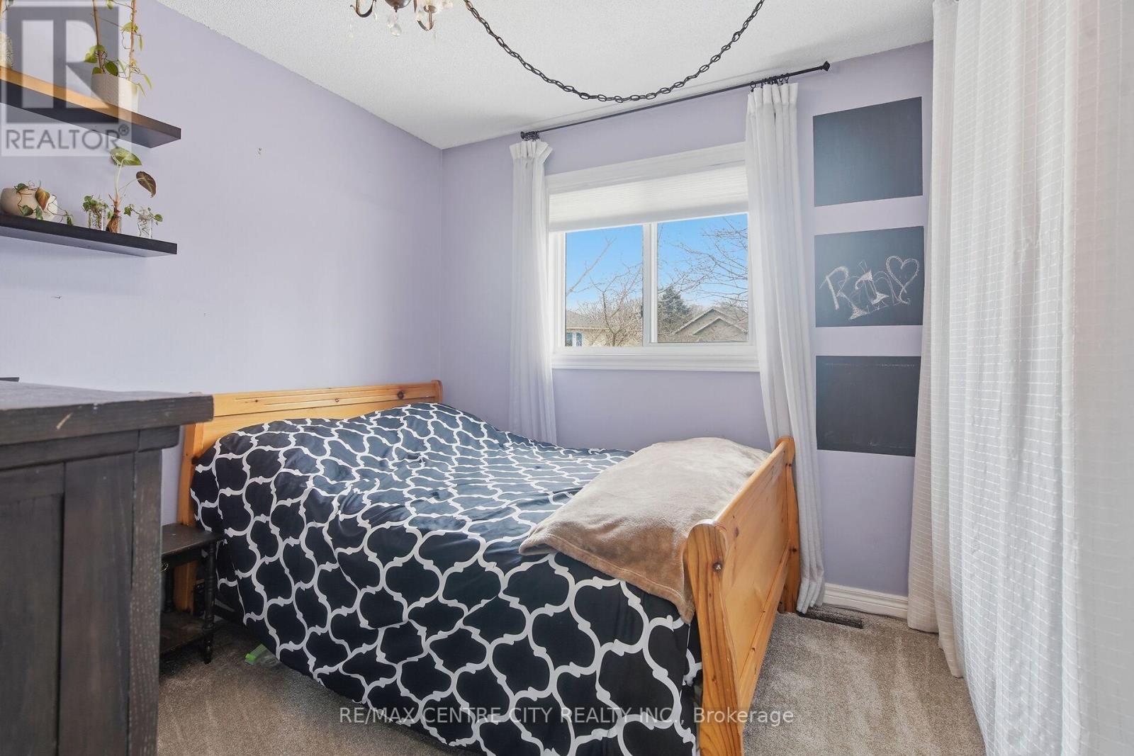 2 Stoneycreek Crescent, London North, Ontario  N5X 3X4 - Photo 21 - X12900192