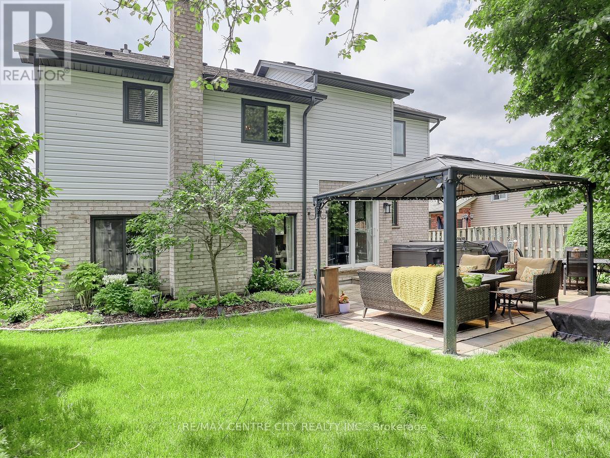 2 Stoneycreek Crescent, London North, Ontario  N5X 3X4 - Photo 30 - X12900192