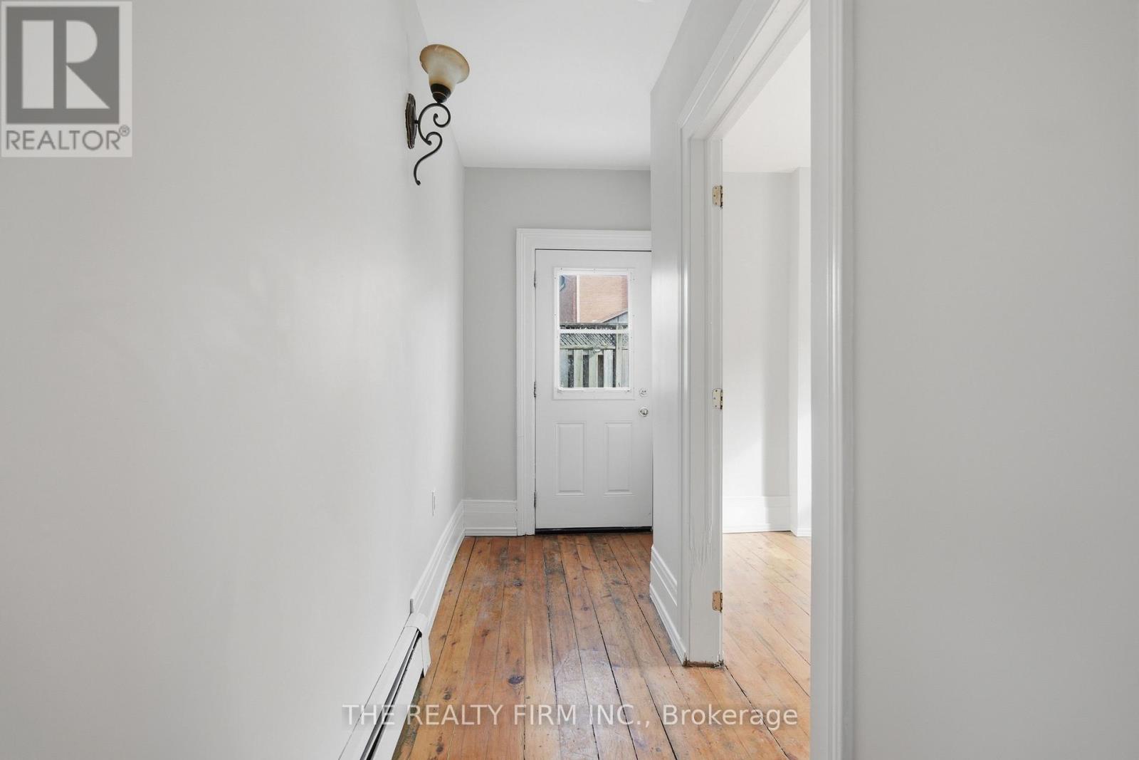 2 - 22 Victor Street, London South (South F), Ontario  N6C 1B7 - Photo 16 - X12900224