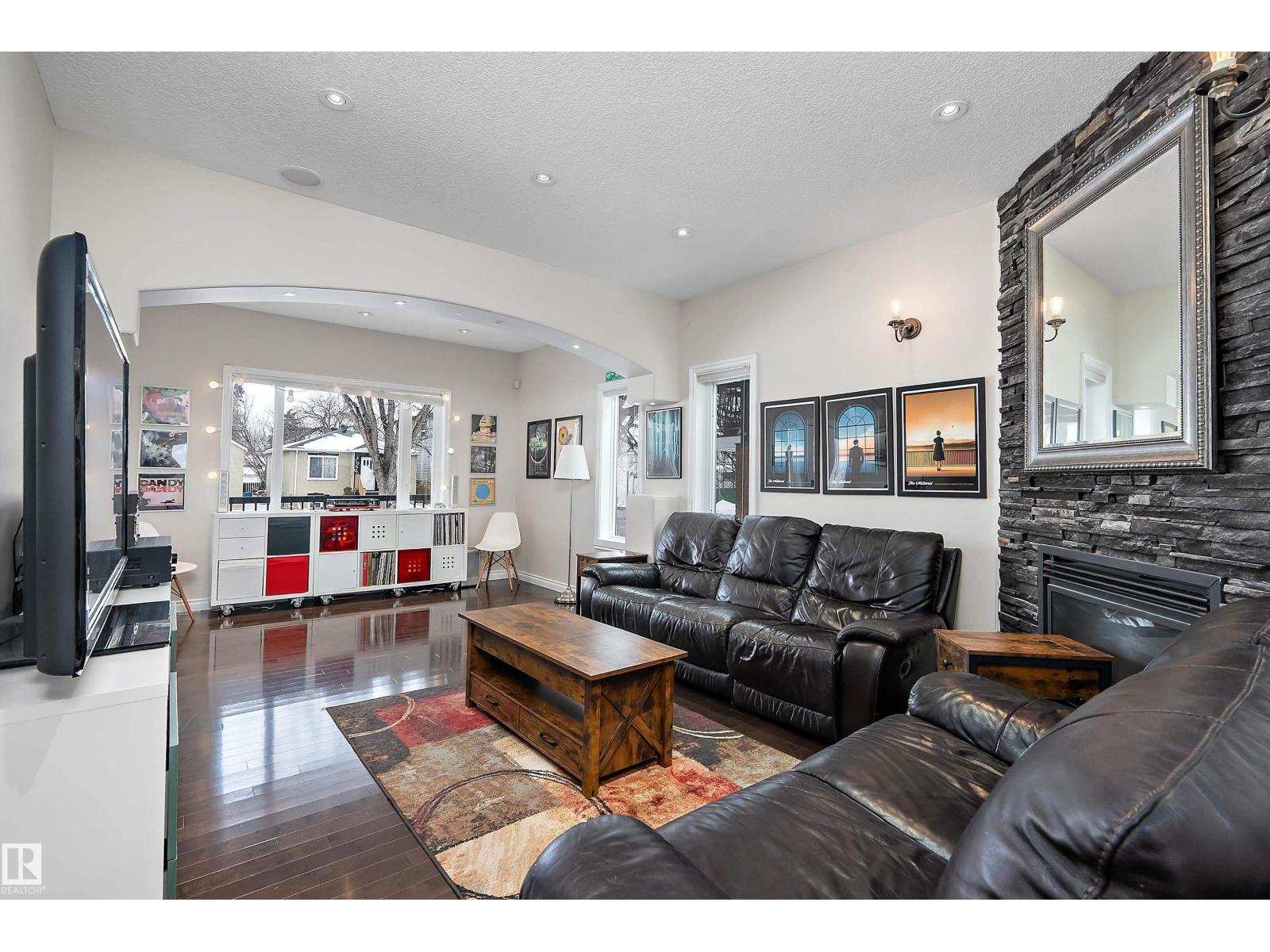 10623 75 Av Nw, Edmonton, Alberta  T6E 1J6 - Photo 7 - E4476263