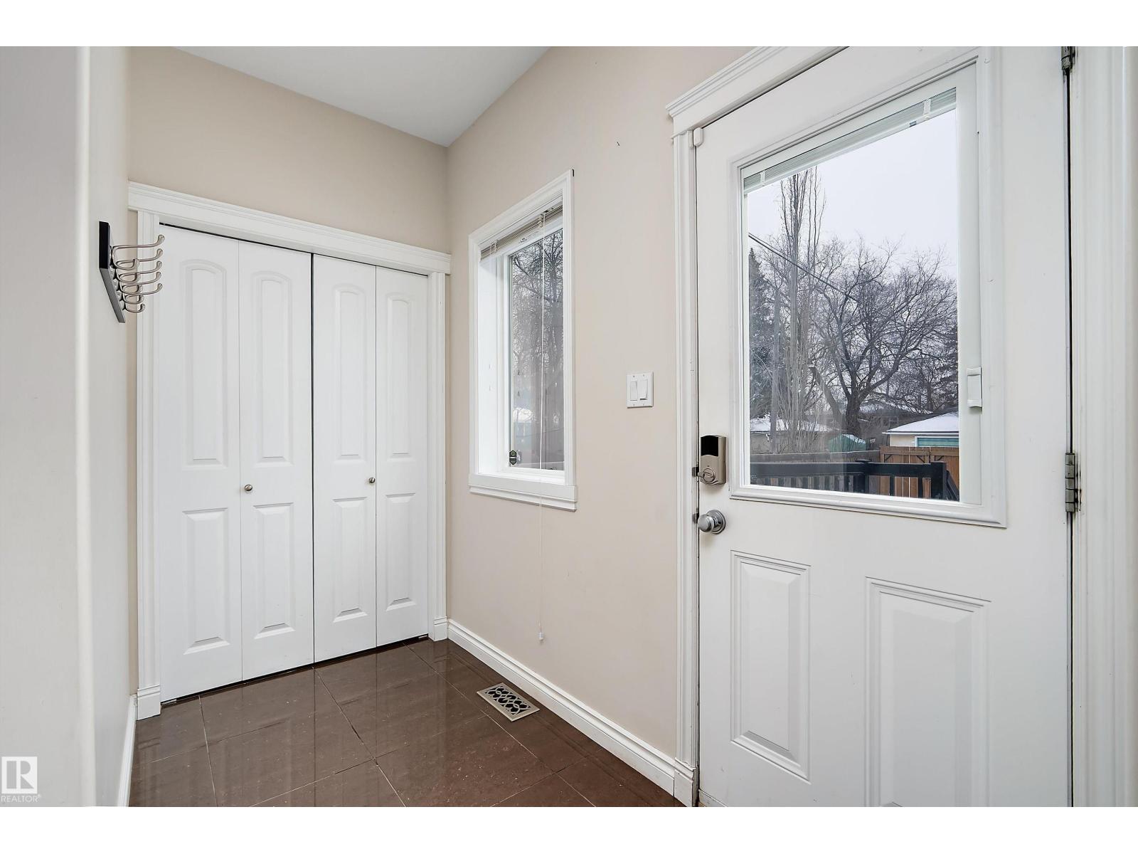 10623 75 Av Nw, Edmonton, Alberta  T6E 1J6 - Photo 14 - E4476263