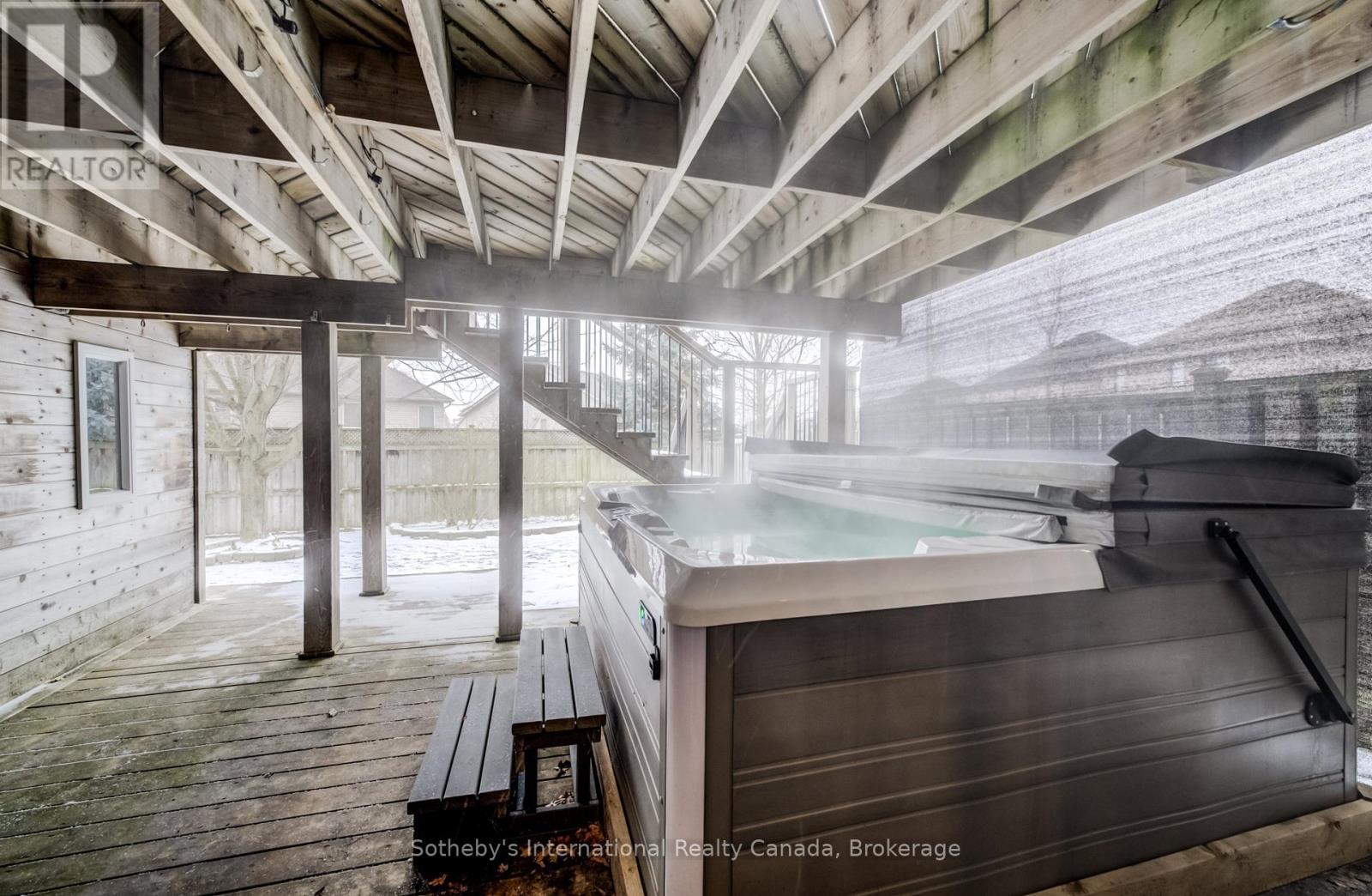 415 Westcroft Drive, Waterloo, Ontario  N2T 2Z9 - Photo 27 - X12900240