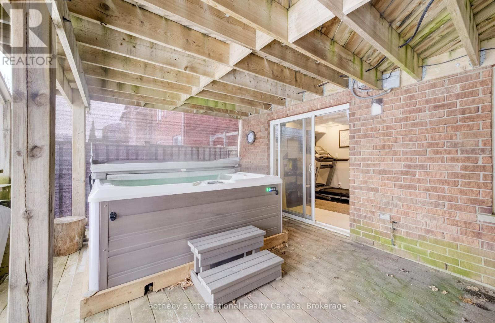 415 Westcroft Drive, Waterloo, Ontario  N2T 2Z9 - Photo 28 - X12900240