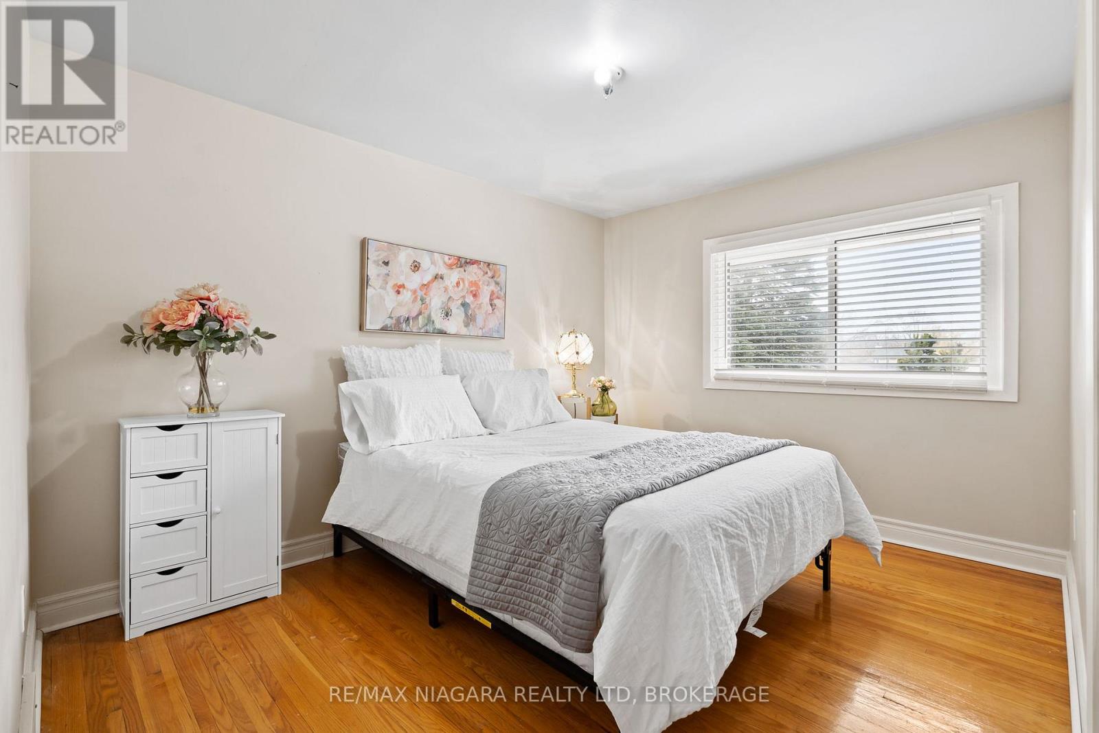 4 Tanner Circle, St. Catharines (Lakeshore), Ontario  L2N 3M9 - Photo 20 - X12900142