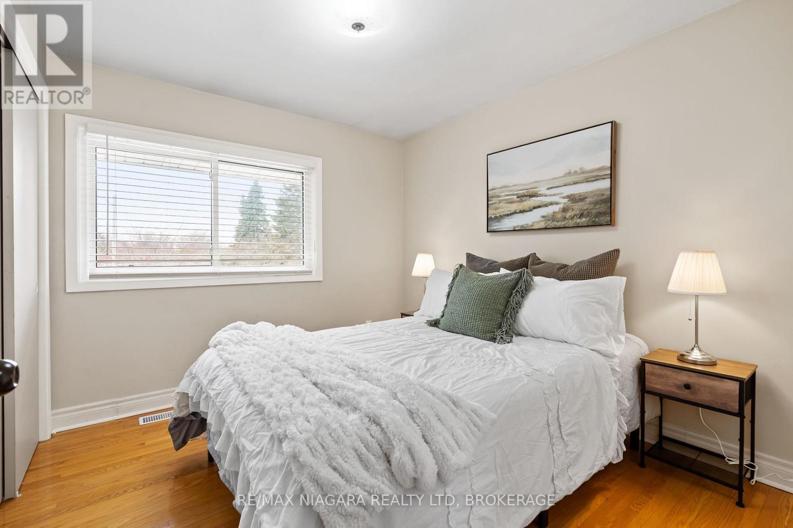 4 Tanner Circle, St. Catharines (Lakeshore), Ontario  L2N 3M9 - Photo 21 - X12900142