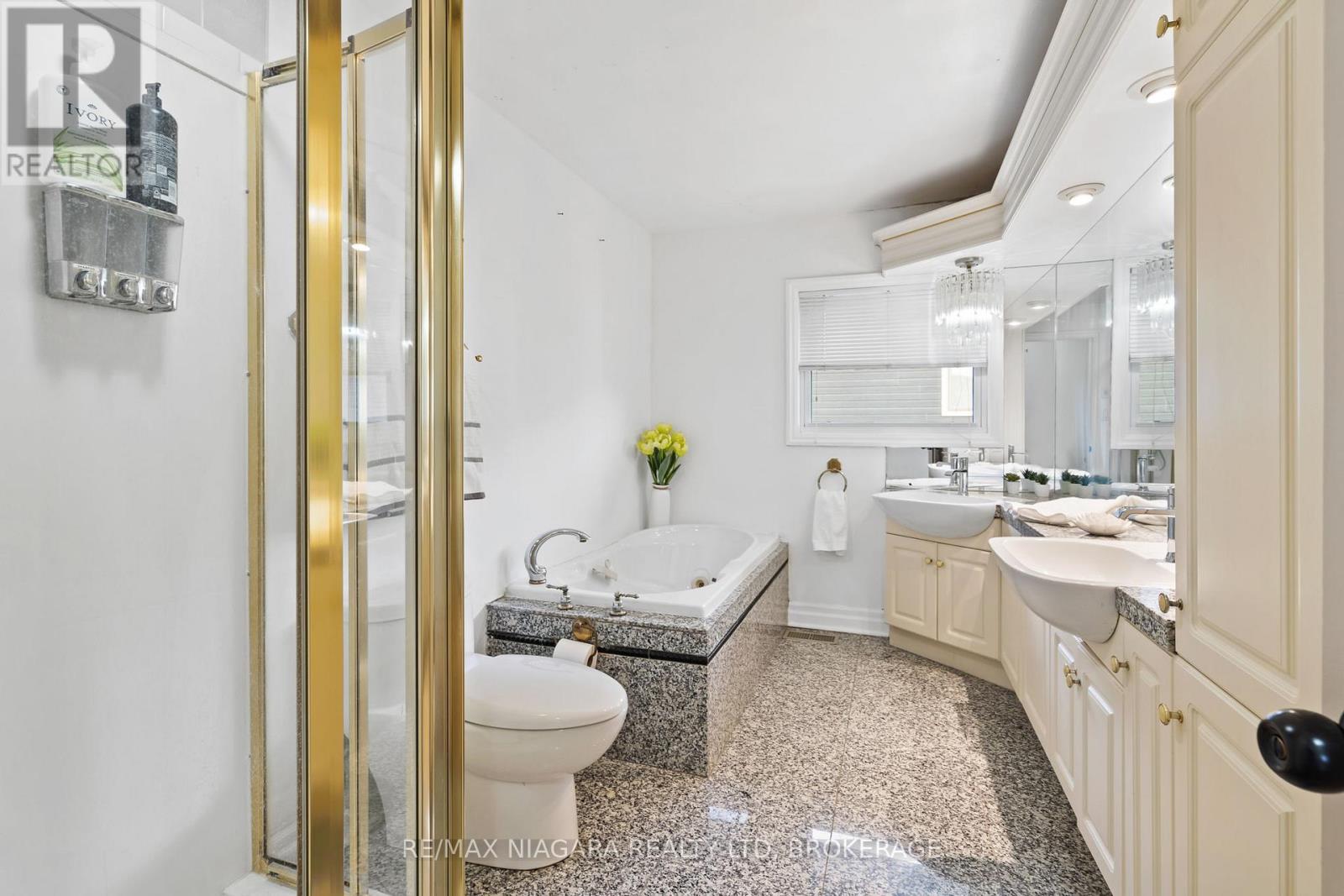 4 Tanner Circle, St. Catharines (Lakeshore), Ontario  L2N 3M9 - Photo 22 - X12900142