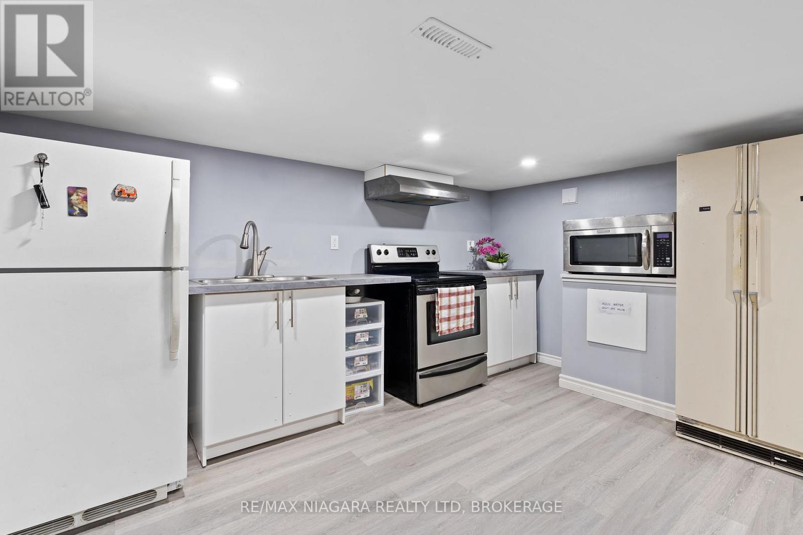 4 Tanner Circle, St. Catharines (Lakeshore), Ontario  L2N 3M9 - Photo 26 - X12900142