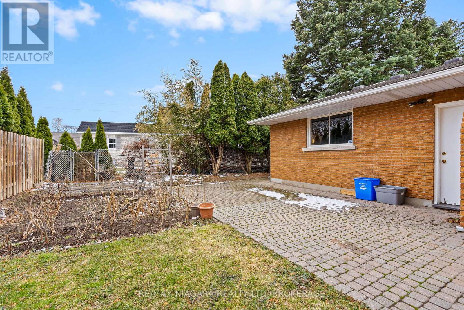 4 Tanner Circle, St. Catharines (Lakeshore), Ontario  L2N 3M9 - Photo 36 - X12900142