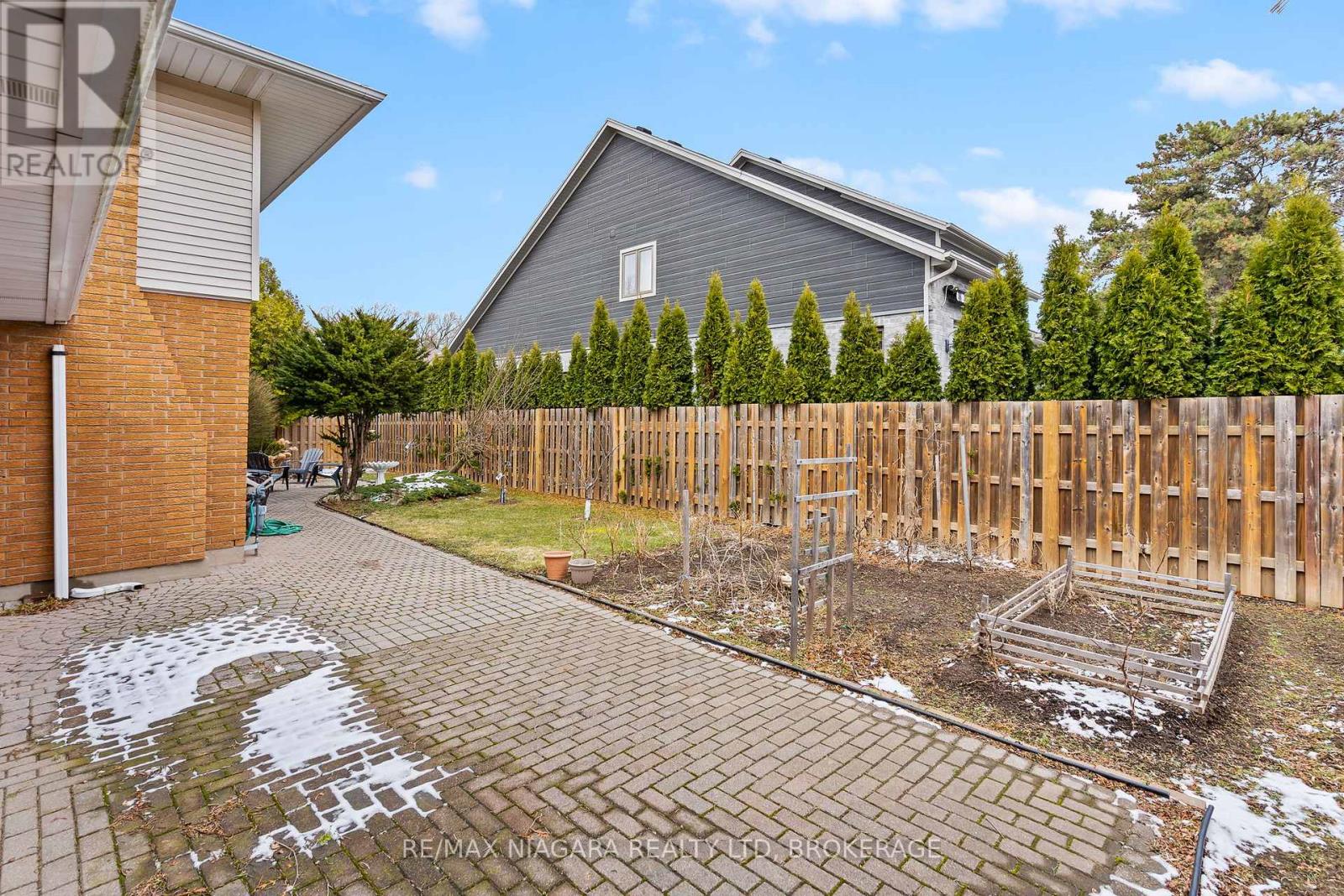 4 Tanner Circle, St. Catharines (Lakeshore), Ontario  L2N 3M9 - Photo 37 - X12900142