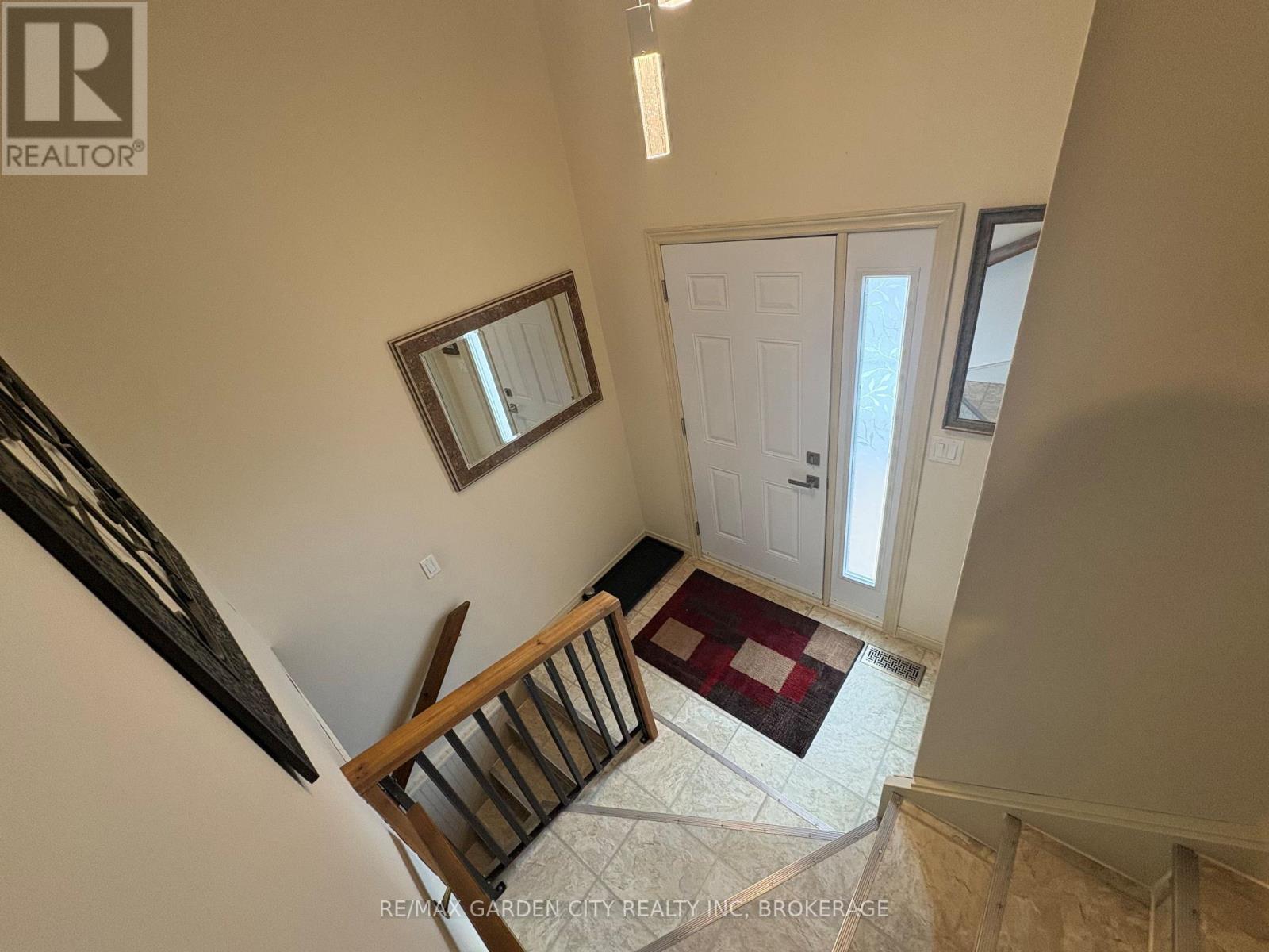 6141 Wildrose Crescent, Niagara Falls (Oldfield), Ontario  L2G 7T3 - Photo 11 - X12900156