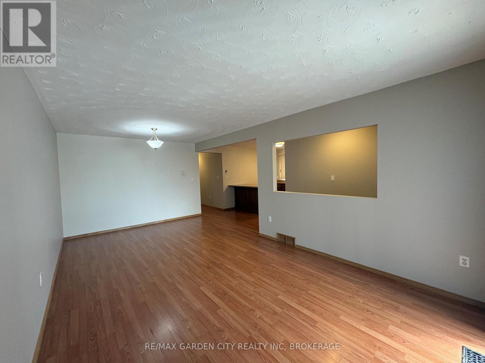 6141 Wildrose Crescent, Niagara Falls (Oldfield), Ontario  L2G 7T3 - Photo 20 - X12900156