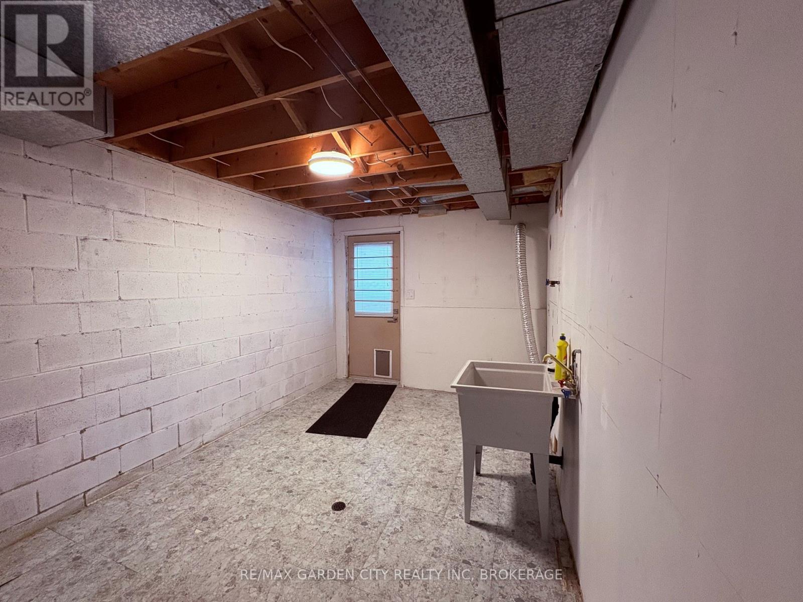 6141 Wildrose Crescent, Niagara Falls (Oldfield), Ontario  L2G 7T3 - Photo 39 - X12900156