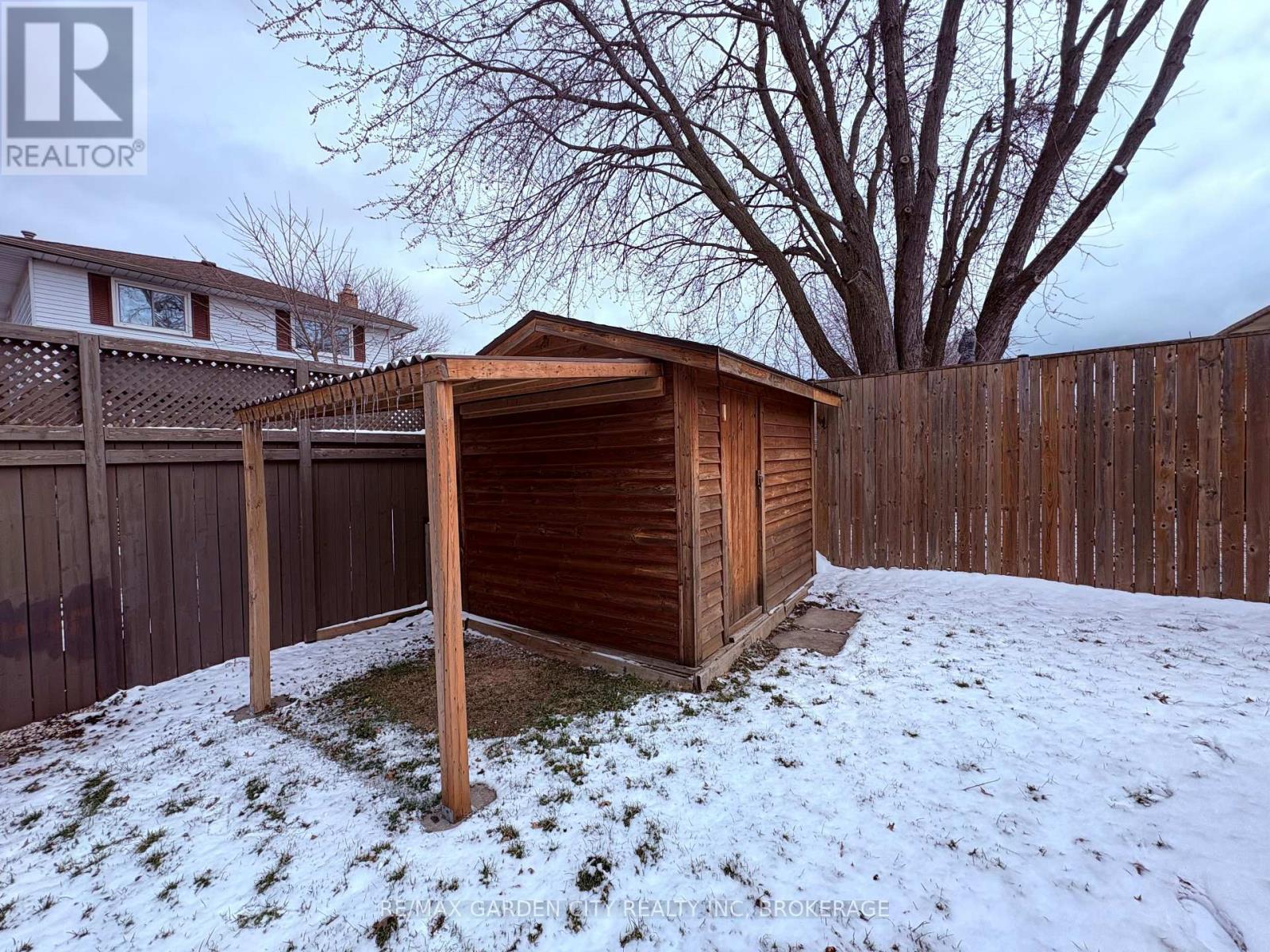 6141 Wildrose Crescent, Niagara Falls (Oldfield), Ontario  L2G 7T3 - Photo 9 - X12900156