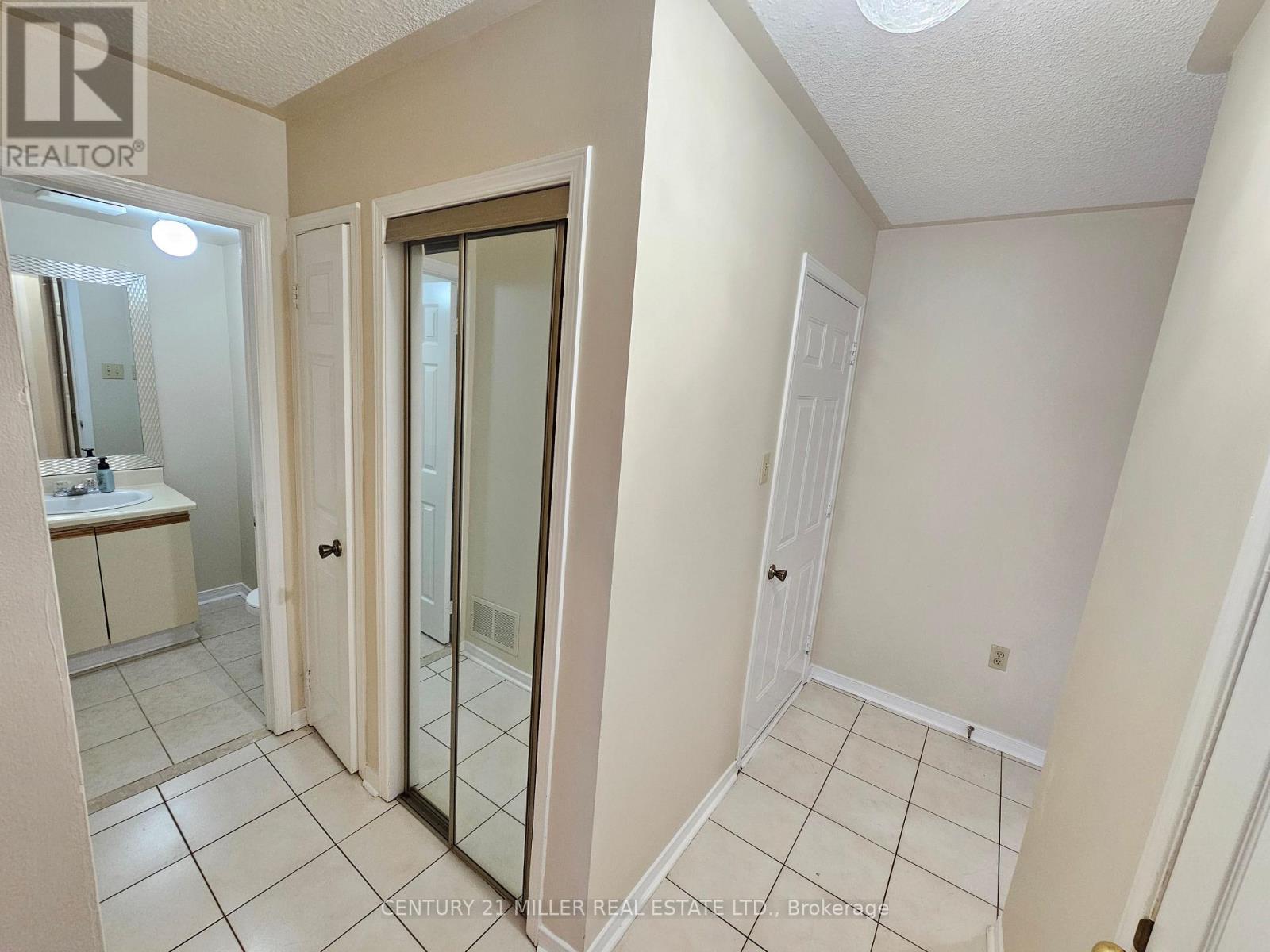 133 Creditstone Road, Brampton, Ontario  L6Y 4G3 - Photo 12 - W12614188