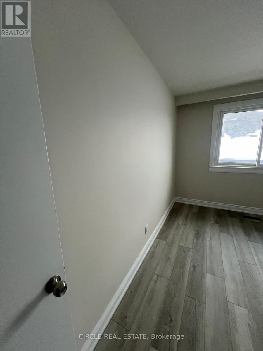 Level 01- 3bed 2.5 Bath - 3592 Swirlingleaves Crescent, Mississauga, Ontario  L4Y 3P8 - Photo 20 - W12899516