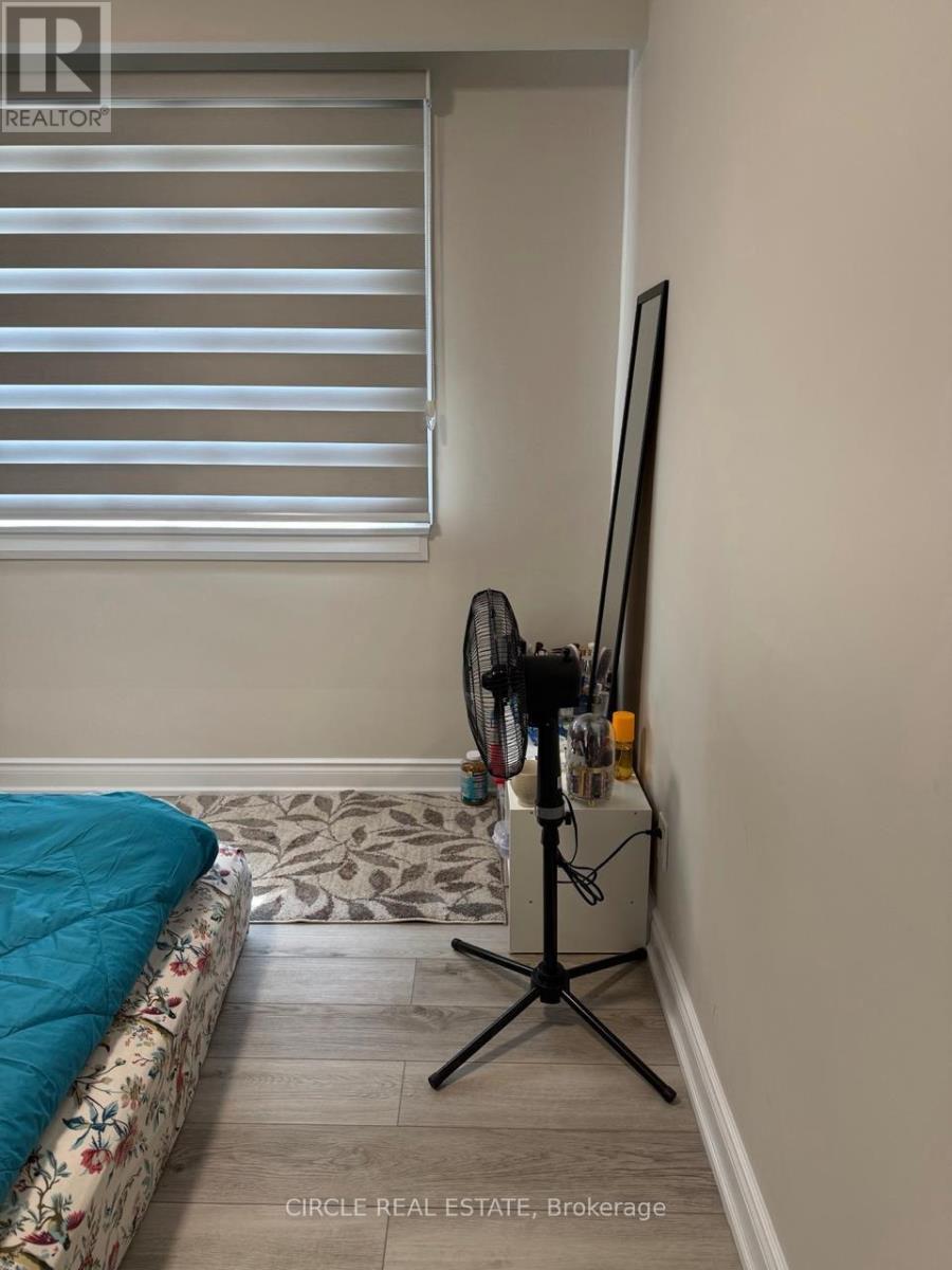 Level 01- 3bed 2.5 Bath - 3592 Swirlingleaves Crescent, Mississauga, Ontario  L4Y 3P8 - Photo 30 - W12899516