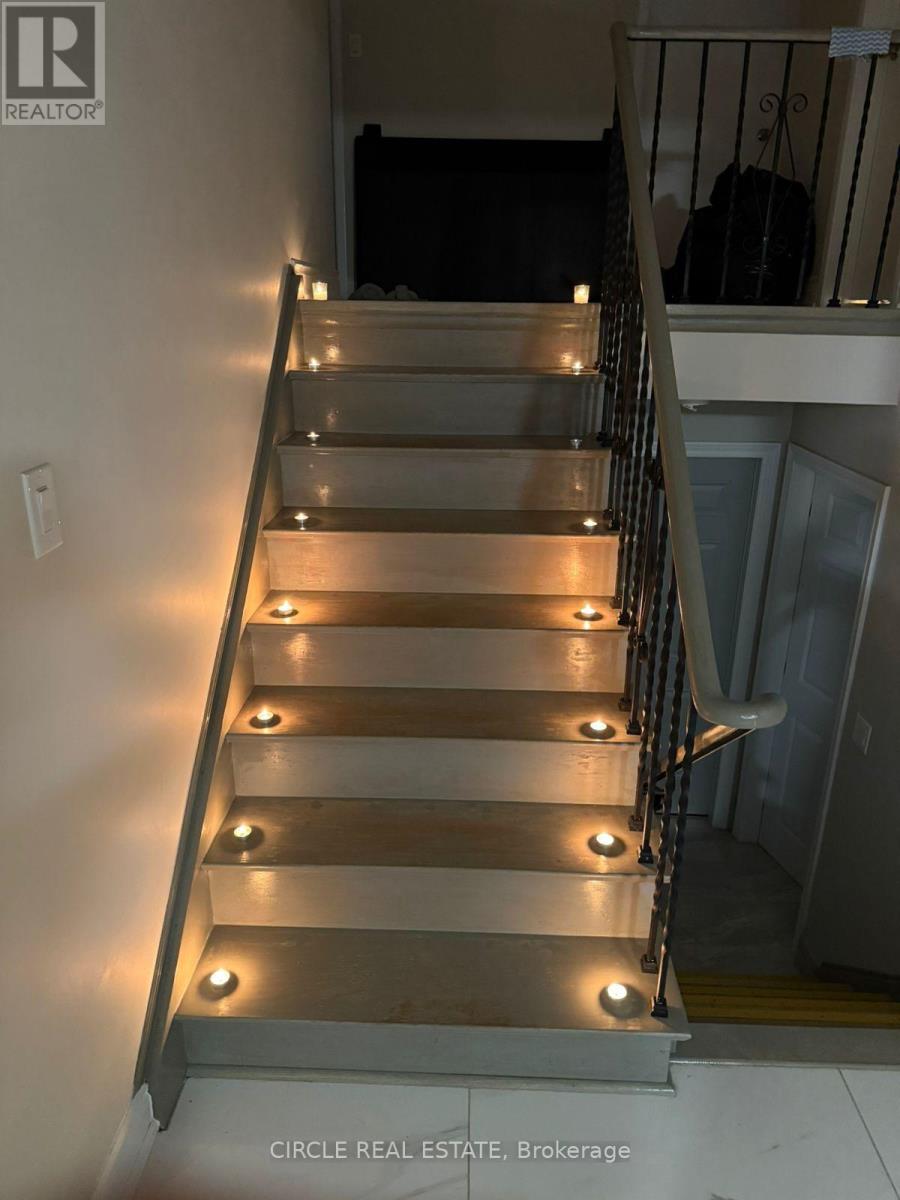 Level 01- 3bed 2.5 Bath - 3592 Swirlingleaves Crescent, Mississauga, Ontario  L4Y 3P8 - Photo 36 - W12899516