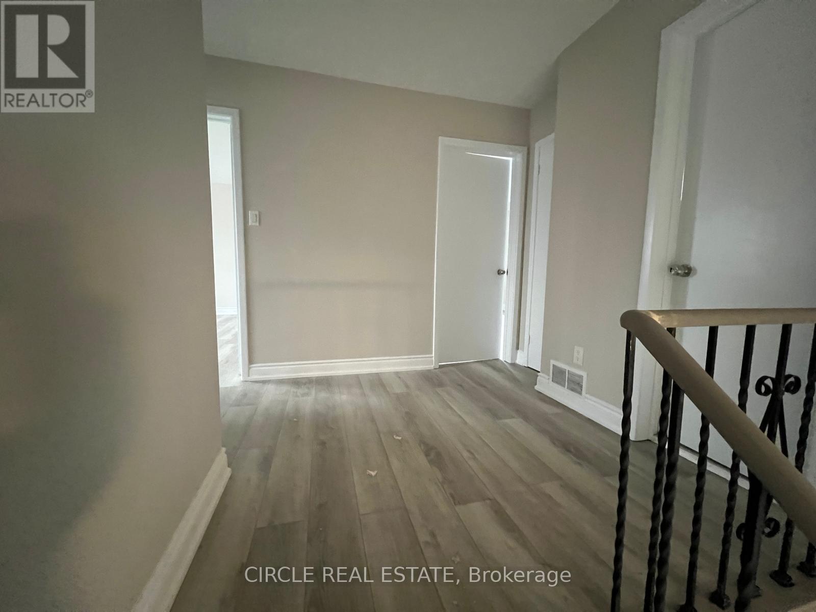 Level 01- 3bed 2.5 Bath - 3592 Swirlingleaves Crescent, Mississauga, Ontario  L4Y 3P8 - Photo 13 - W12899516