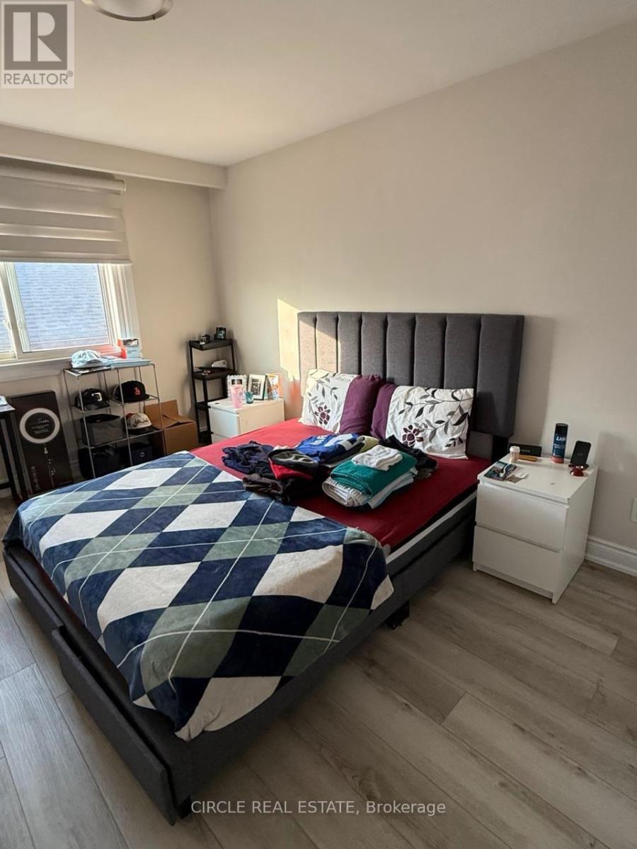 Level 01- 3bed 2.5 Bath - 3592 Swirlingleaves Crescent, Mississauga, Ontario  L4Y 3P8 - Photo 29 - W12899516