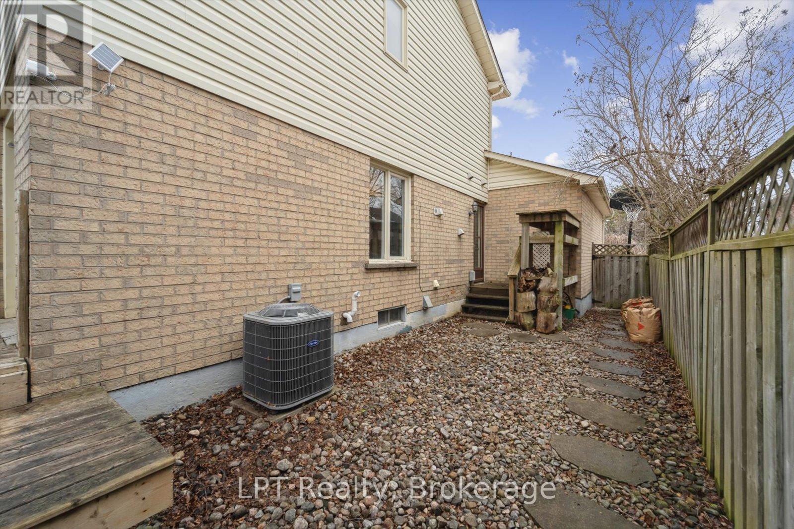 28 Faircomb Avenue, Clarington, Ontario  L1E 2H3 - Photo 44 - E12900150