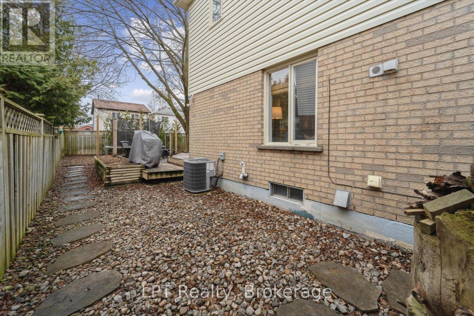 28 Faircomb Avenue, Clarington, Ontario  L1E 2H3 - Photo 45 - E12900150