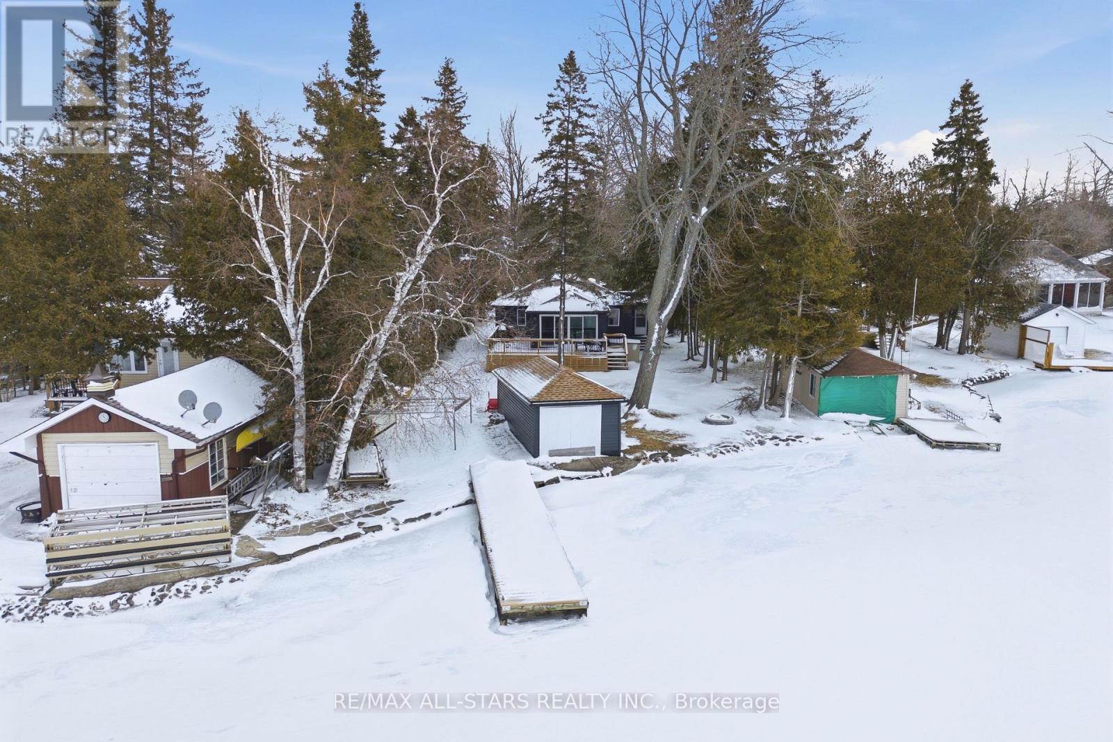 112 STURGEON GLEN ROAD, Kawartha Lakes, Ontario