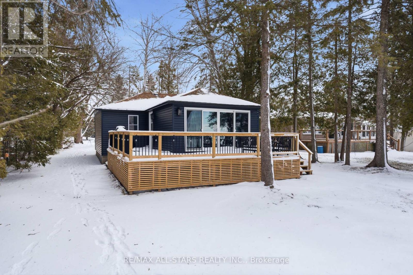 112 Sturgeon Glen Road, Kawartha Lakes, Ontario  K0M 1N0 - Photo 2 - X12900226