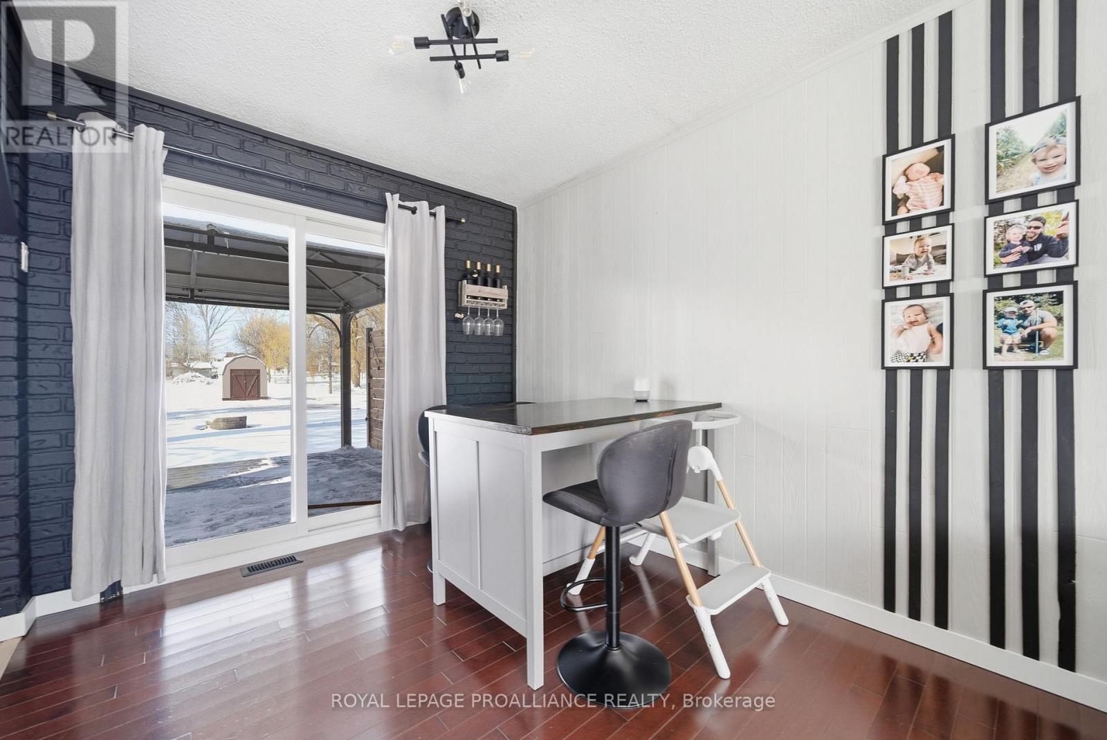 2292 Hamilton Road, Quinte West, Ontario  K8V 5P8 - Photo 10 - X12900254