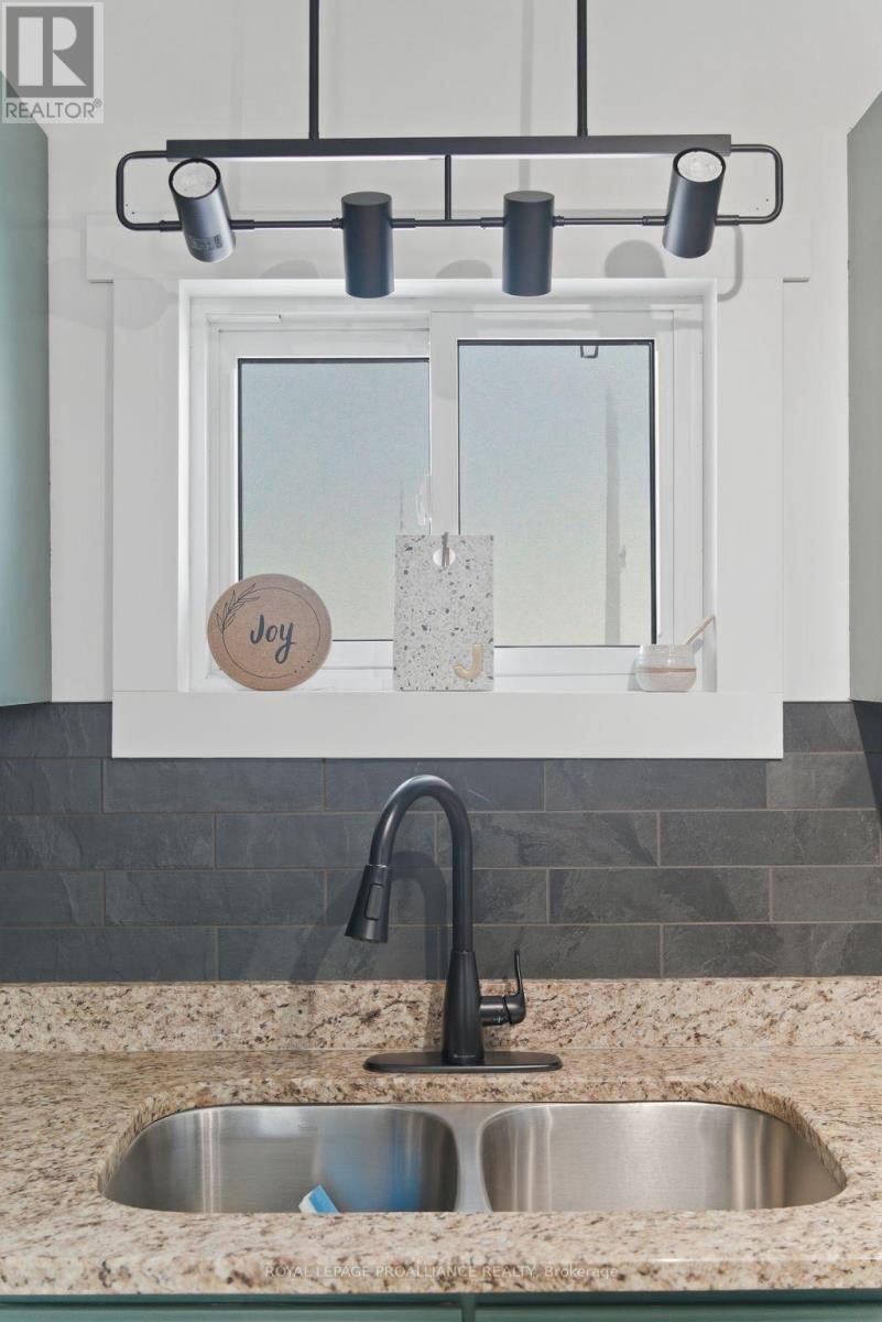 2292 Hamilton Road, Quinte West, Ontario  K8V 5P8 - Photo 19 - X12900254