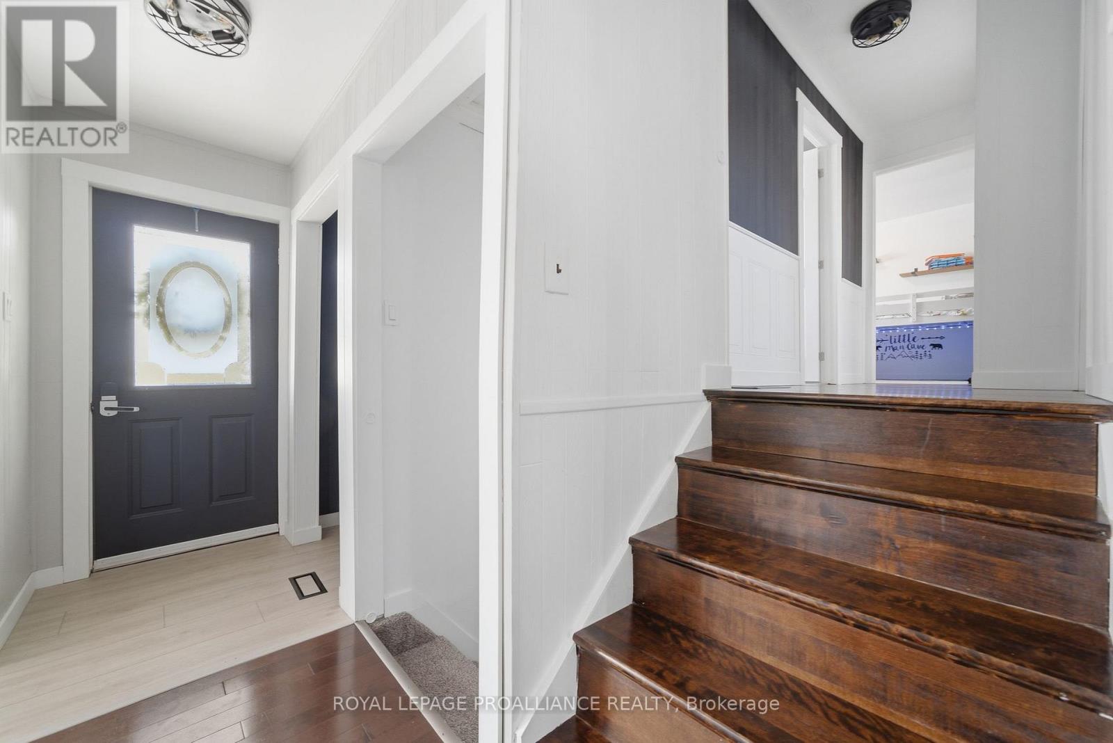 2292 Hamilton Road, Quinte West, Ontario  K8V 5P8 - Photo 20 - X12900254