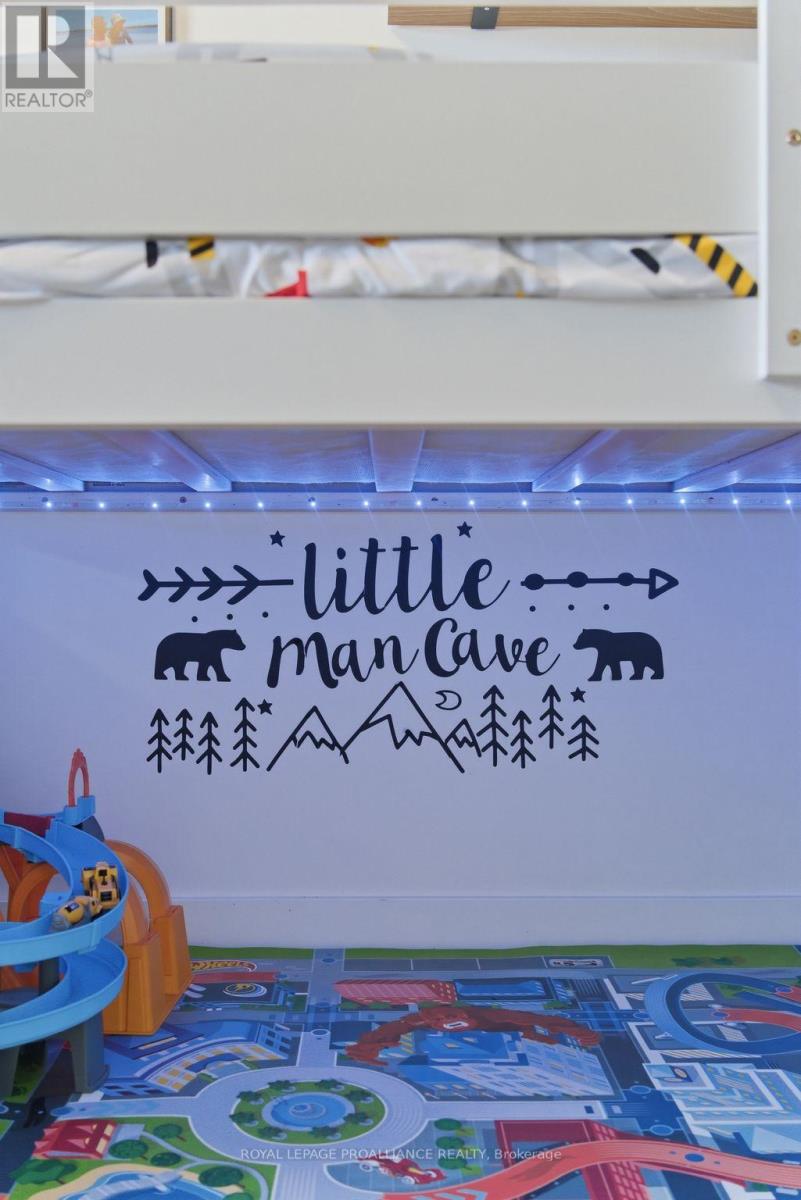 2292 Hamilton Road, Quinte West, Ontario  K8V 5P8 - Photo 31 - X12900254