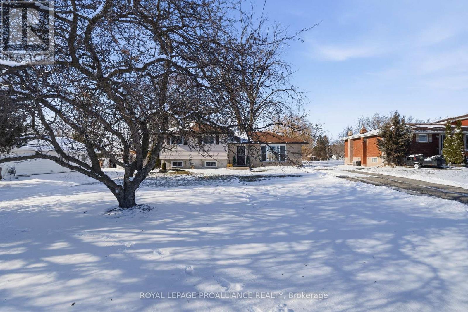 2292 Hamilton Road, Quinte West, Ontario  K8V 5P8 - Photo 45 - X12900254