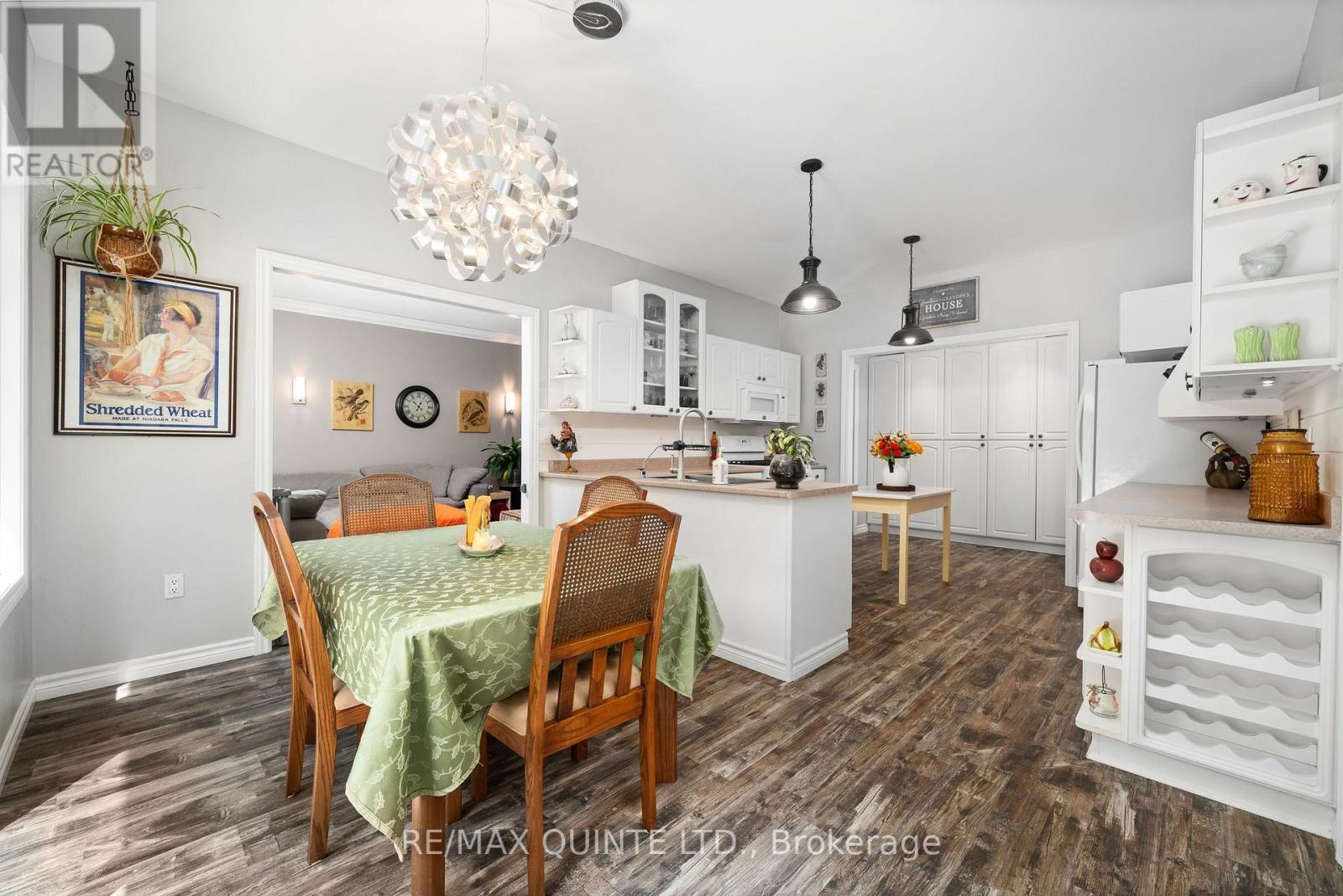 291 Colonial Drive, Quinte West, Ontario  K8V 5P4 - Photo 12 - X12900276