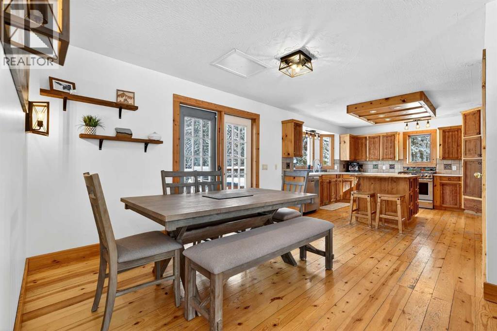 328 Wild Rose Close, Rural Rocky View County, Alberta  T3Z 3R3 - Photo 10 - A2287872