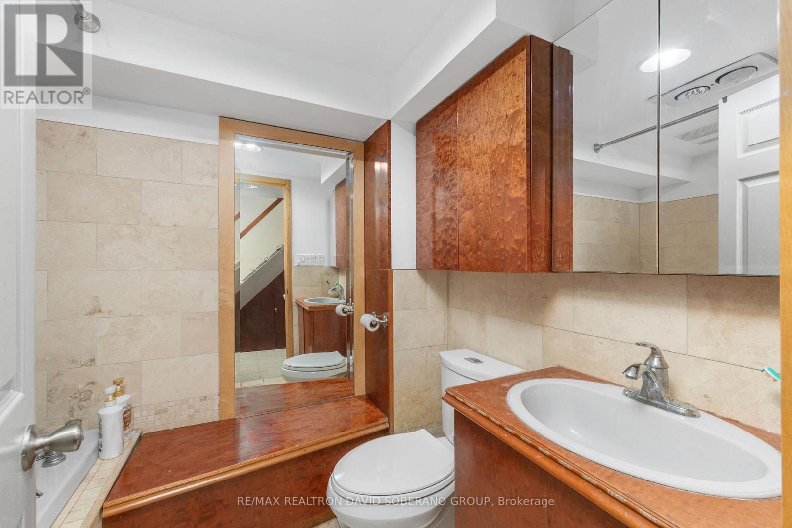 256 Codsell Avenue, Toronto, Ontario  M3H 3X1 - Photo 29 - C12900152