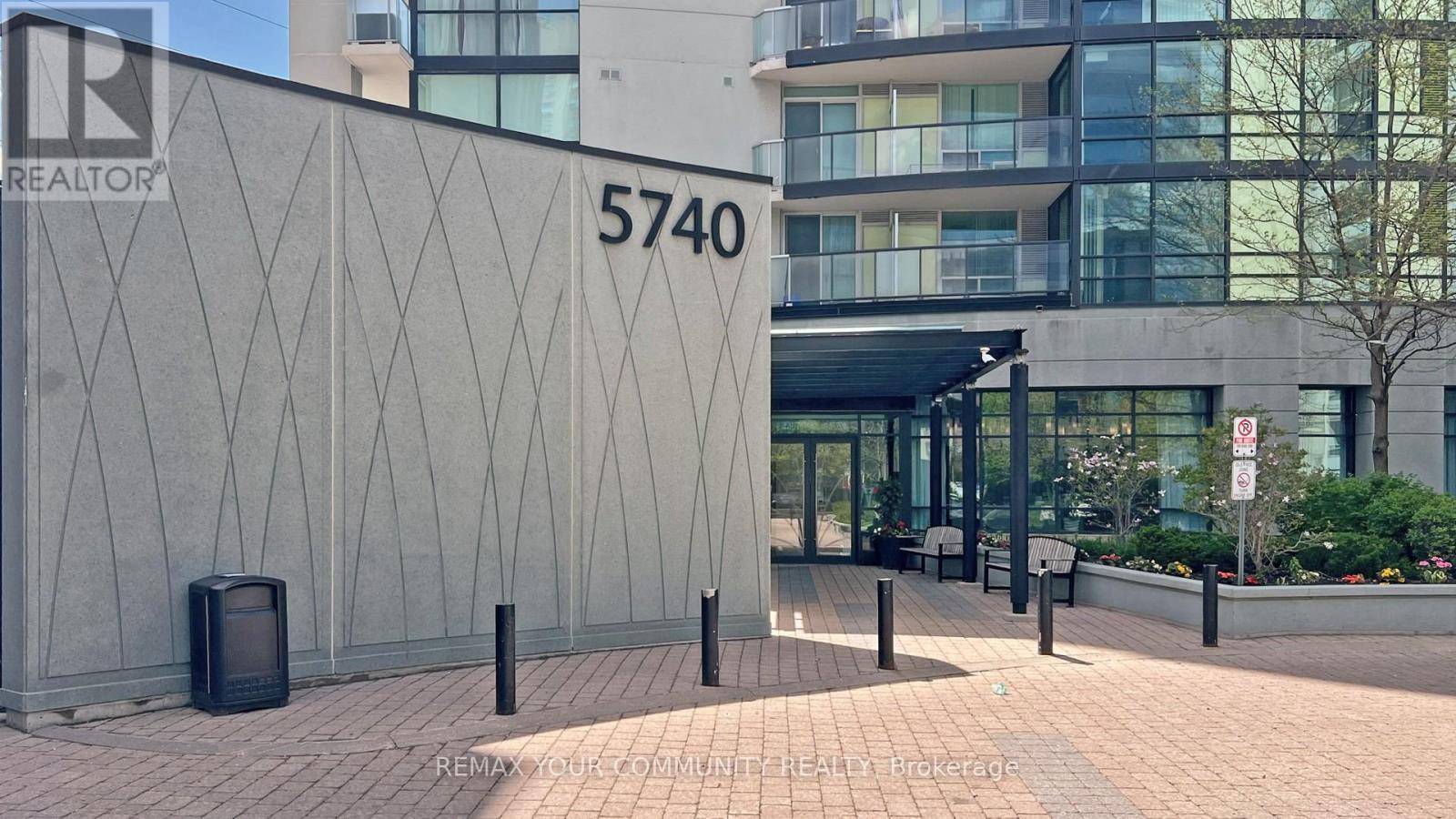 2206 - 5740 Yonge Street, Toronto, Ontario  M2M 0B1 - Photo 3 - C12900164