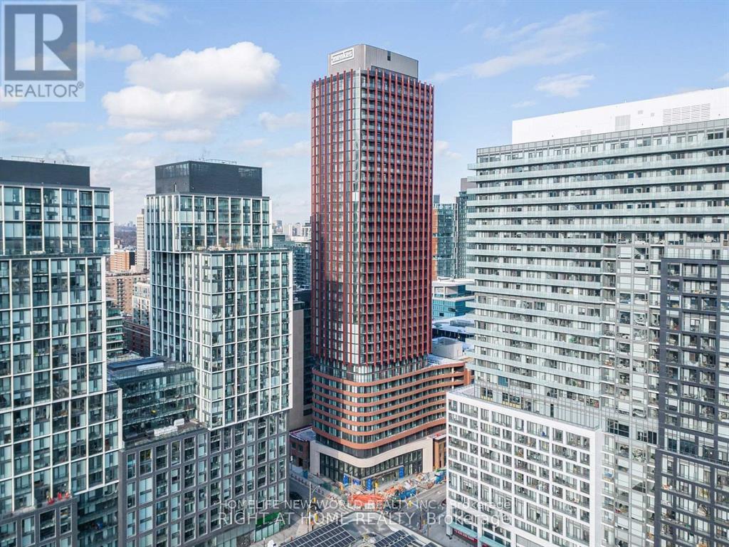 3009 - 180 Front Street E, Toronto (Moss Park), Ontario  M5A 0A9 - Photo 1 - C12900180