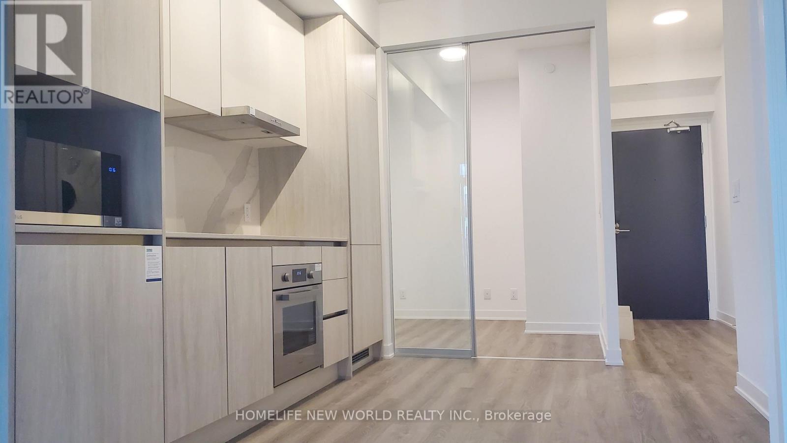 3009 - 180 Front Street E, Toronto (Moss Park), Ontario  M5A 0A9 - Photo 5 - C12900180