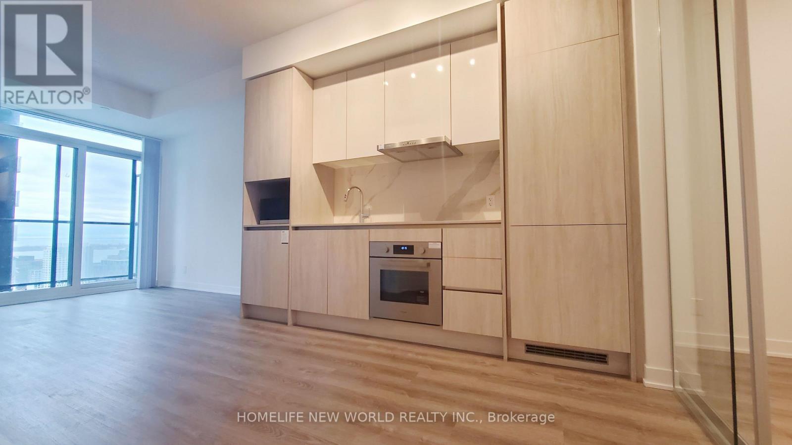 3009 - 180 Front Street E, Toronto (Moss Park), Ontario  M5A 0A9 - Photo 8 - C12900180