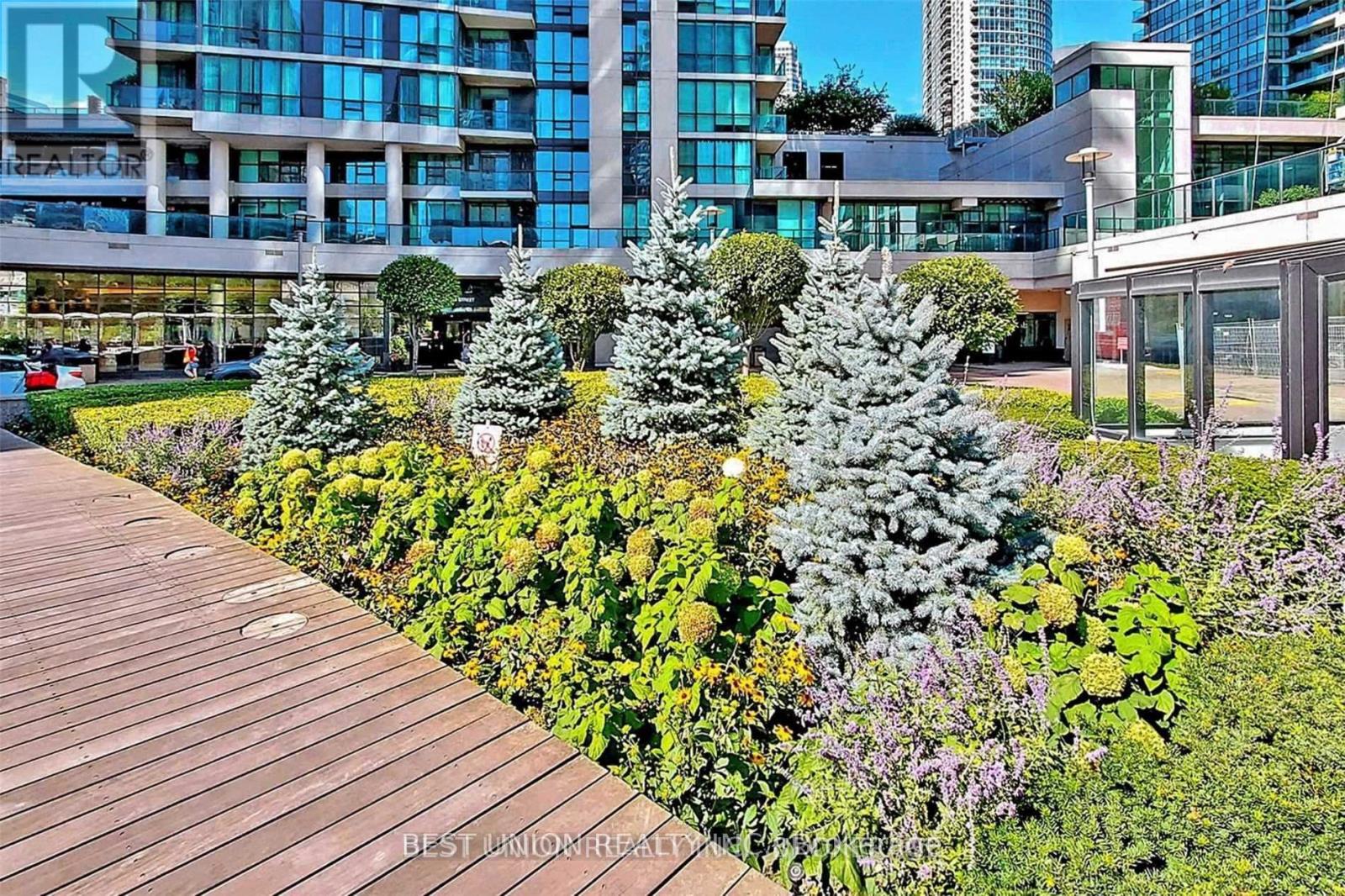 1801 - 33 Bay Street, Toronto (Waterfront Communities), Ontario  M5J 2Z3 - Photo 14 - C12900218