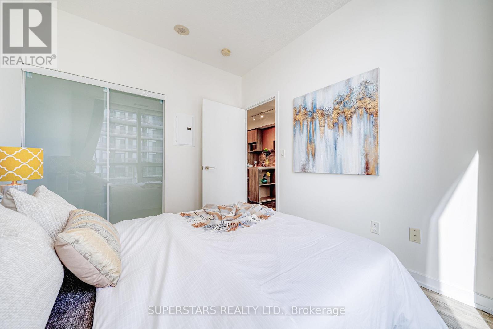 1306 - 52 Forest Manor Road, Toronto, Ontario  M2J 0E2 - Photo 10 - C12900262