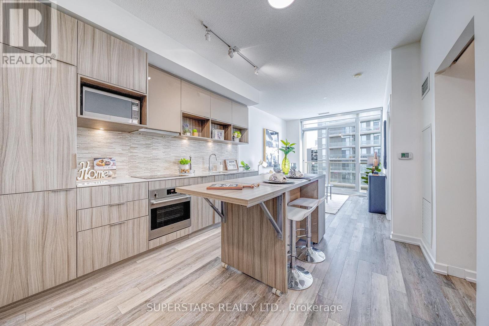 1306 - 52 Forest Manor Road, Toronto, Ontario  M2J 0E2 - Photo 4 - C12900262