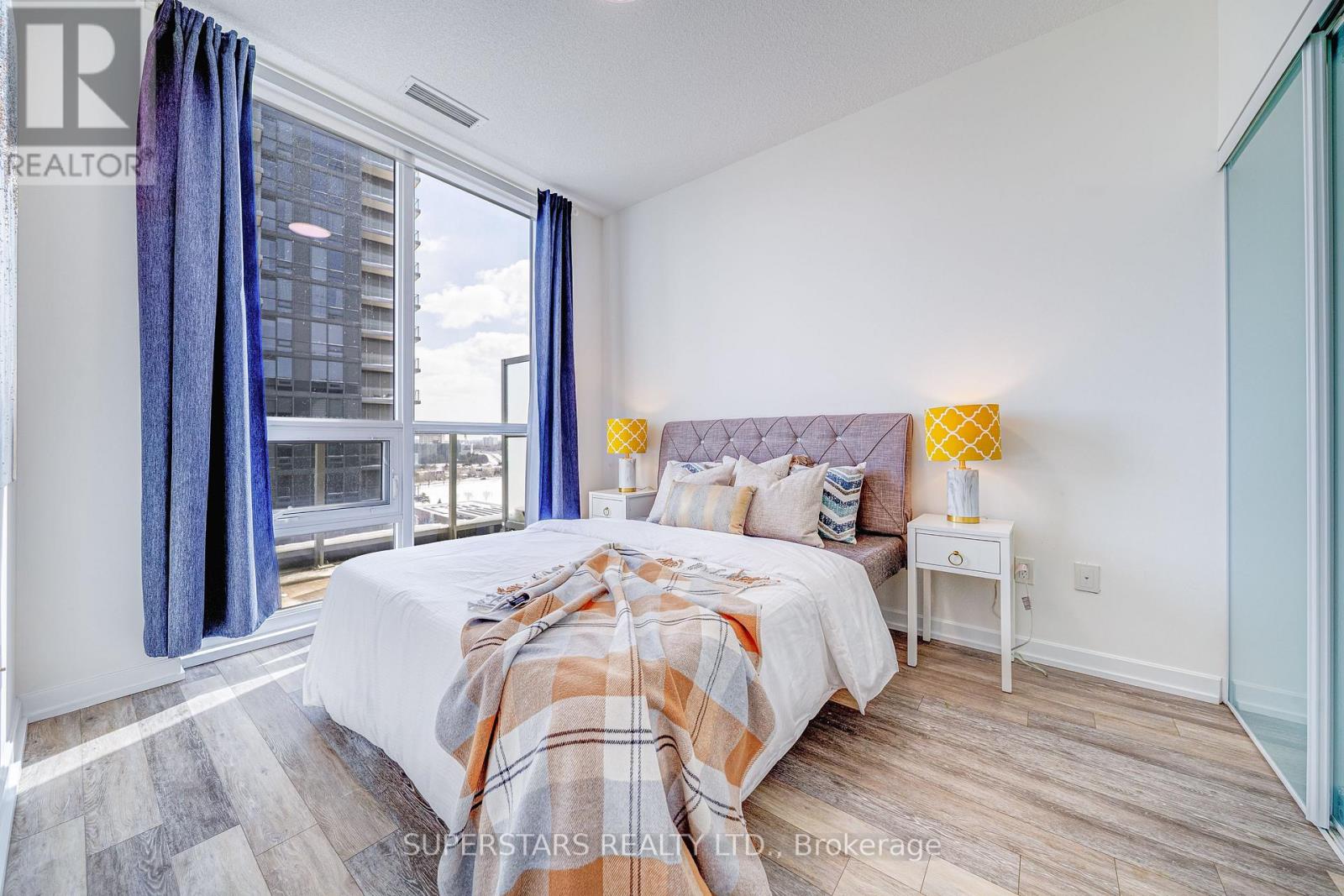 1306 - 52 Forest Manor Road, Toronto, Ontario  M2J 0E2 - Photo 9 - C12900262