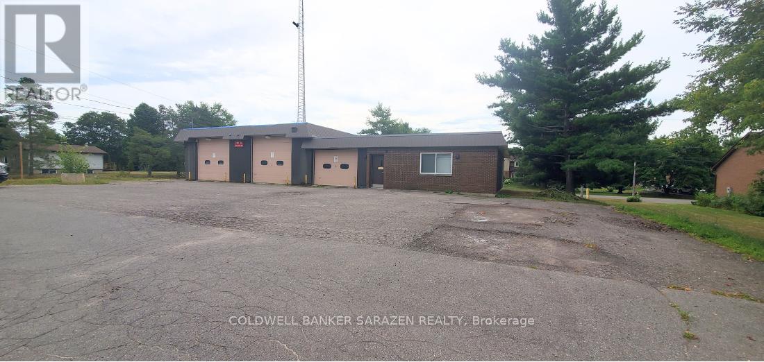 7010 Parkway Road, Ottawa, Ontario  K4P 1A7 - Photo 1 - X12900212