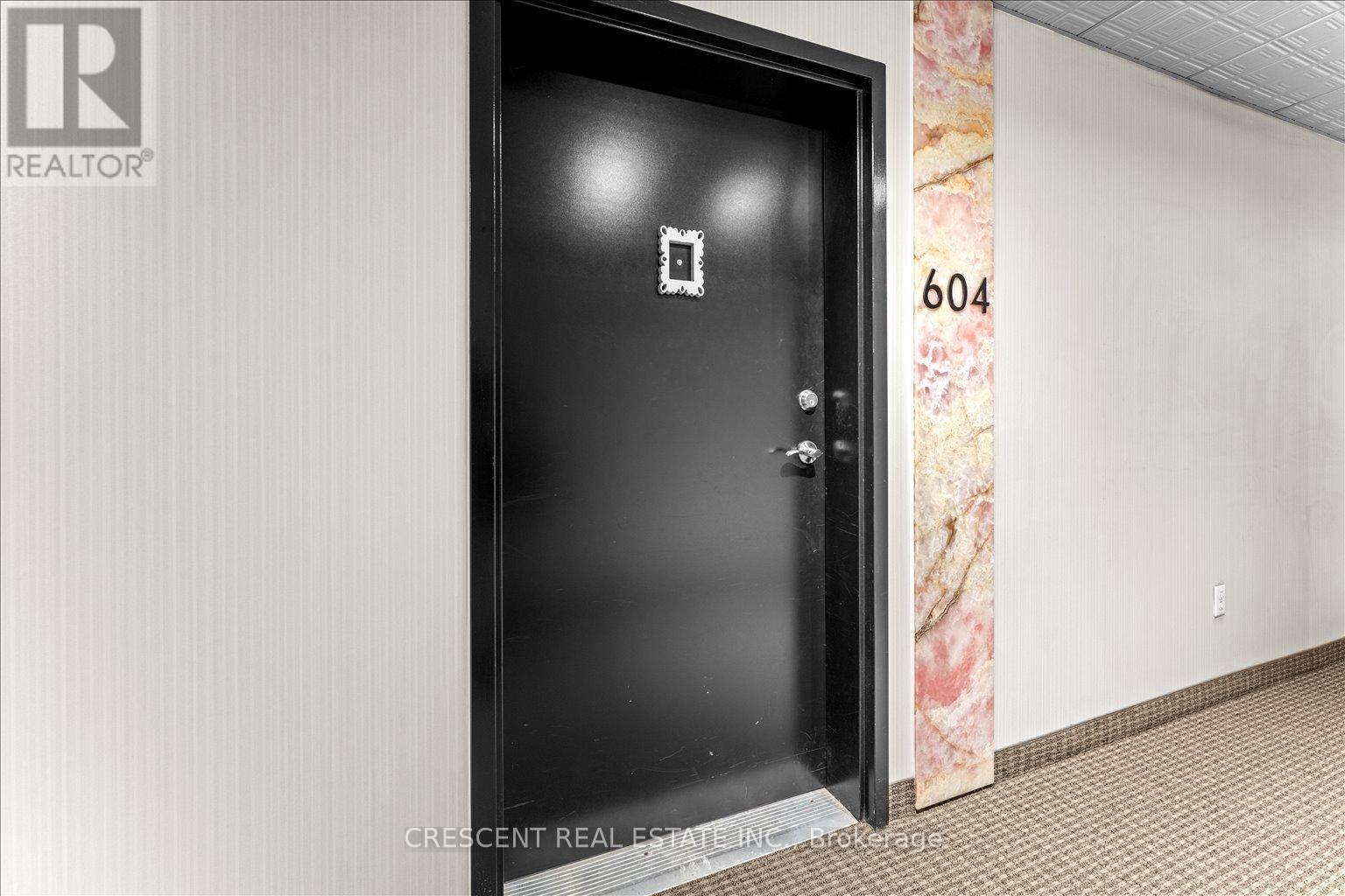 604 - 300 Essa Road, Barrie, Ontario  L9J 0B9 - Photo 23 - S12900174