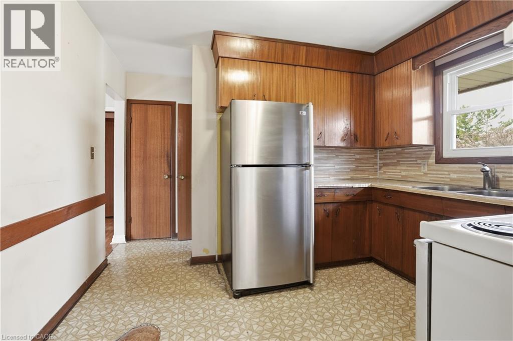 651 Niagara Street, St. Catharines, Ontario  L2M 3P9 - Photo 13 - 40813445