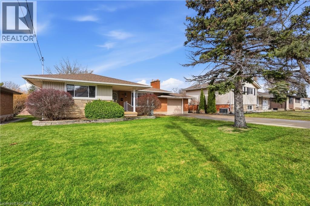 651 Niagara Street, St. Catharines, Ontario  L2M 3P9 - Photo 3 - 40813445