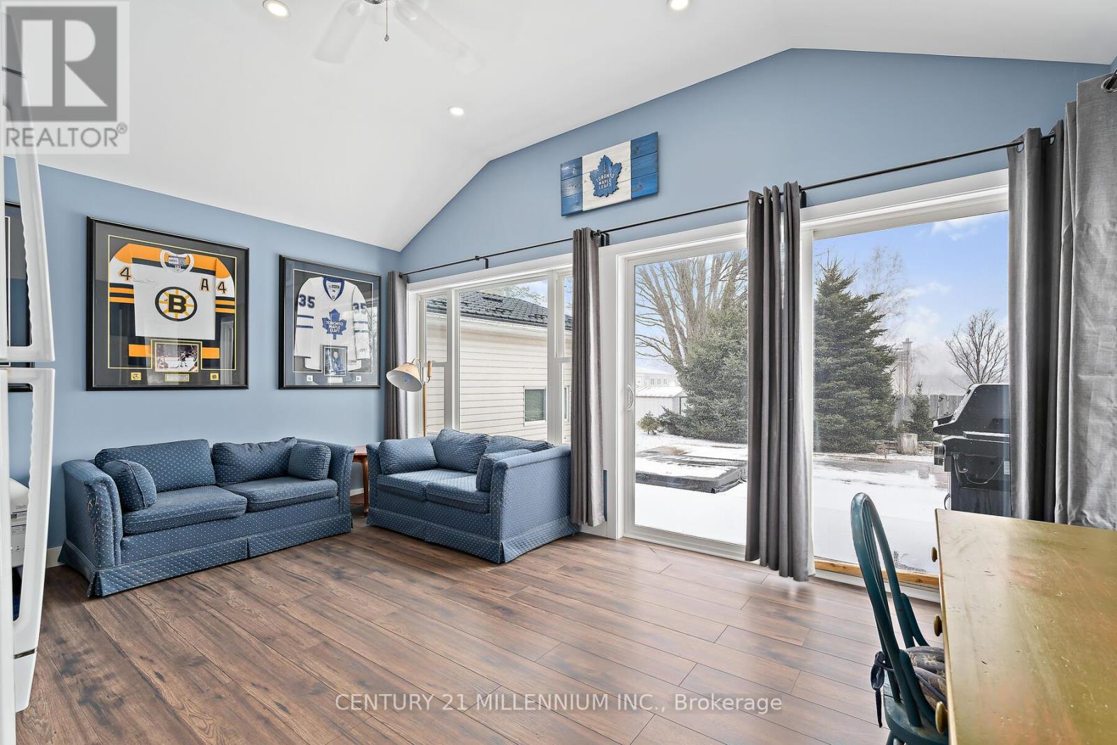 10875 Fifth Line, Halton Hills, Ontario  L7G 4S6 - Photo 10 - W12900108